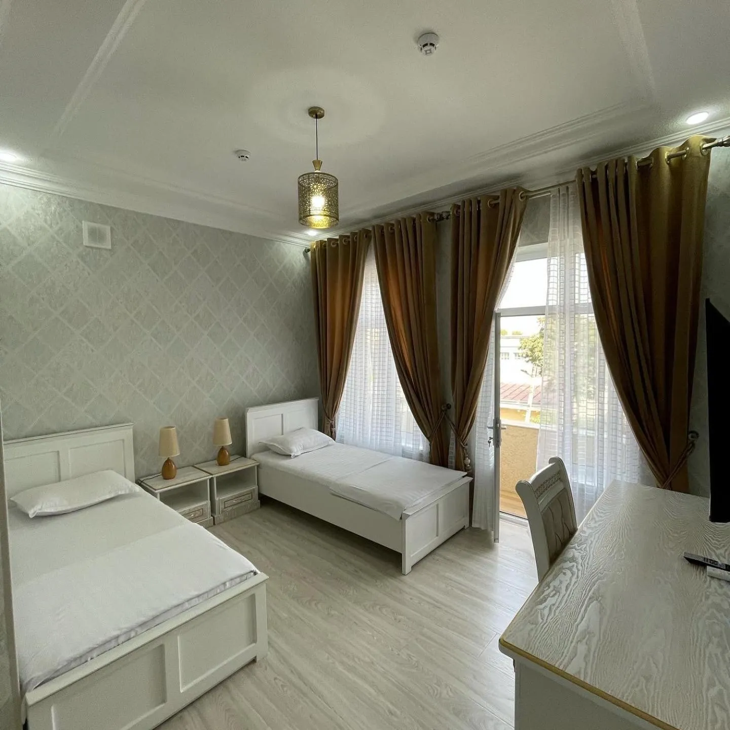 Bed in IZUMRUD PALACE