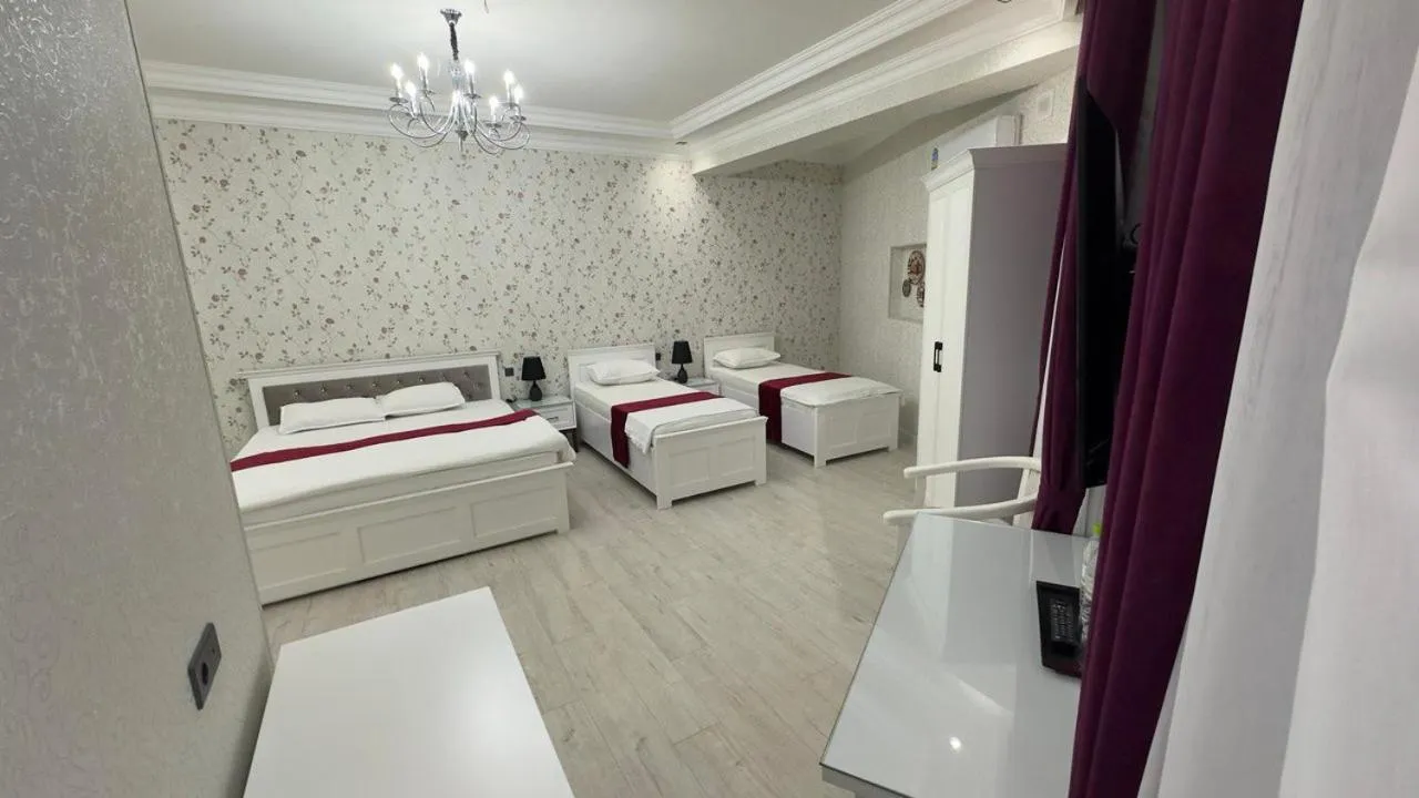 Bed in IZUMRUD PALACE