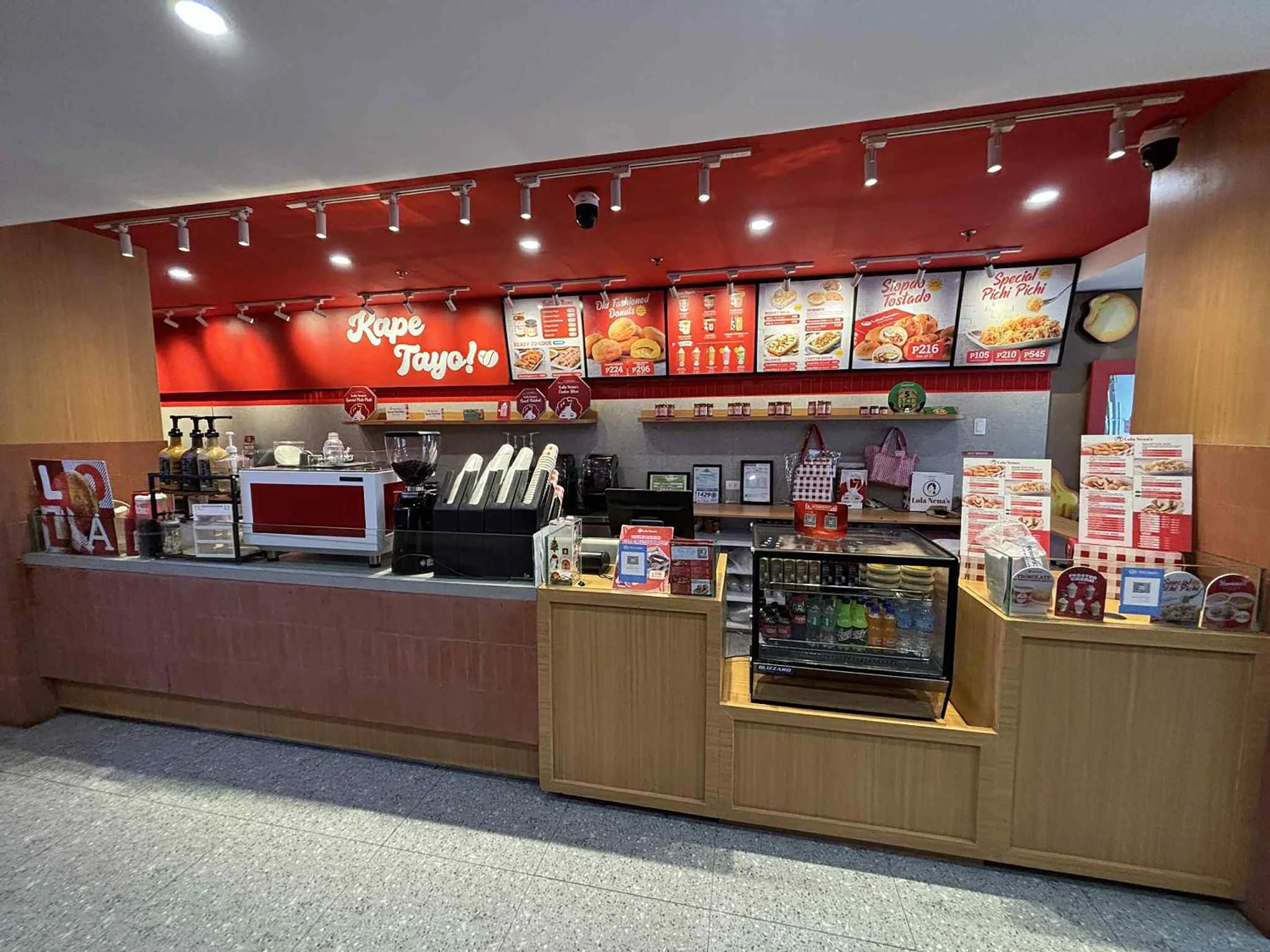 Restaurant/places to eat in Red Planet Quezon City Timog