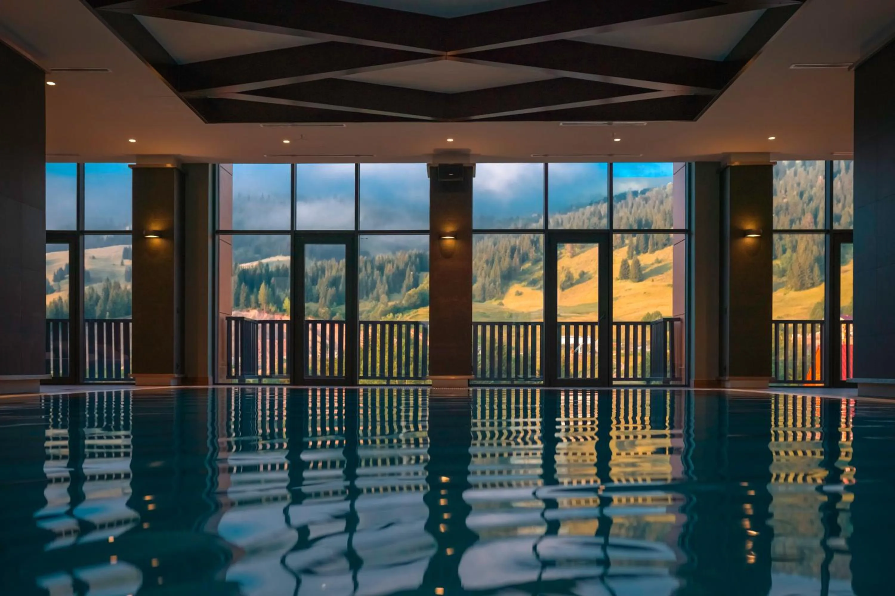 Swimming pool in Ambassadori Goderdzi Hotel