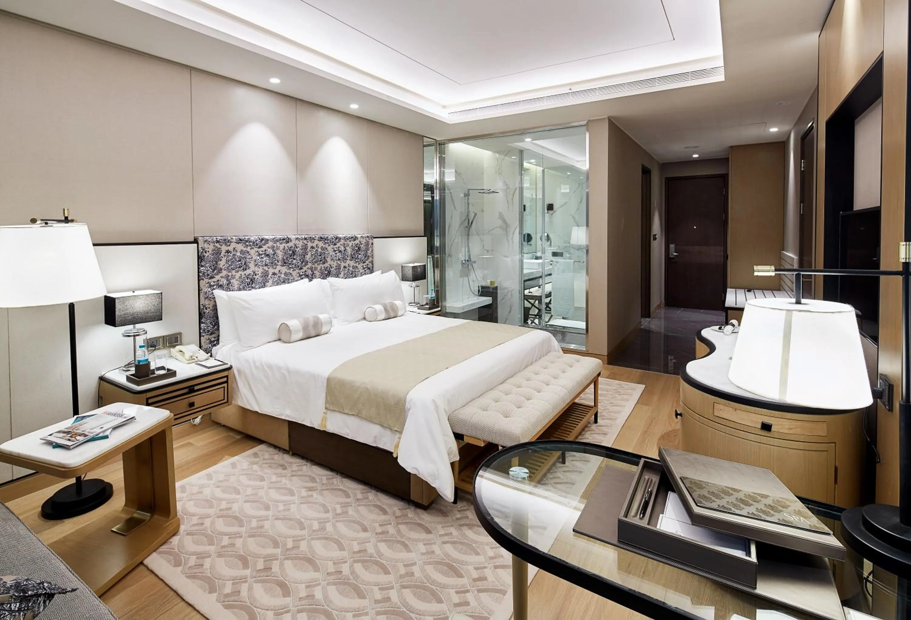 Bedroom, Bed in The Leela Bhartiya City Bengaluru