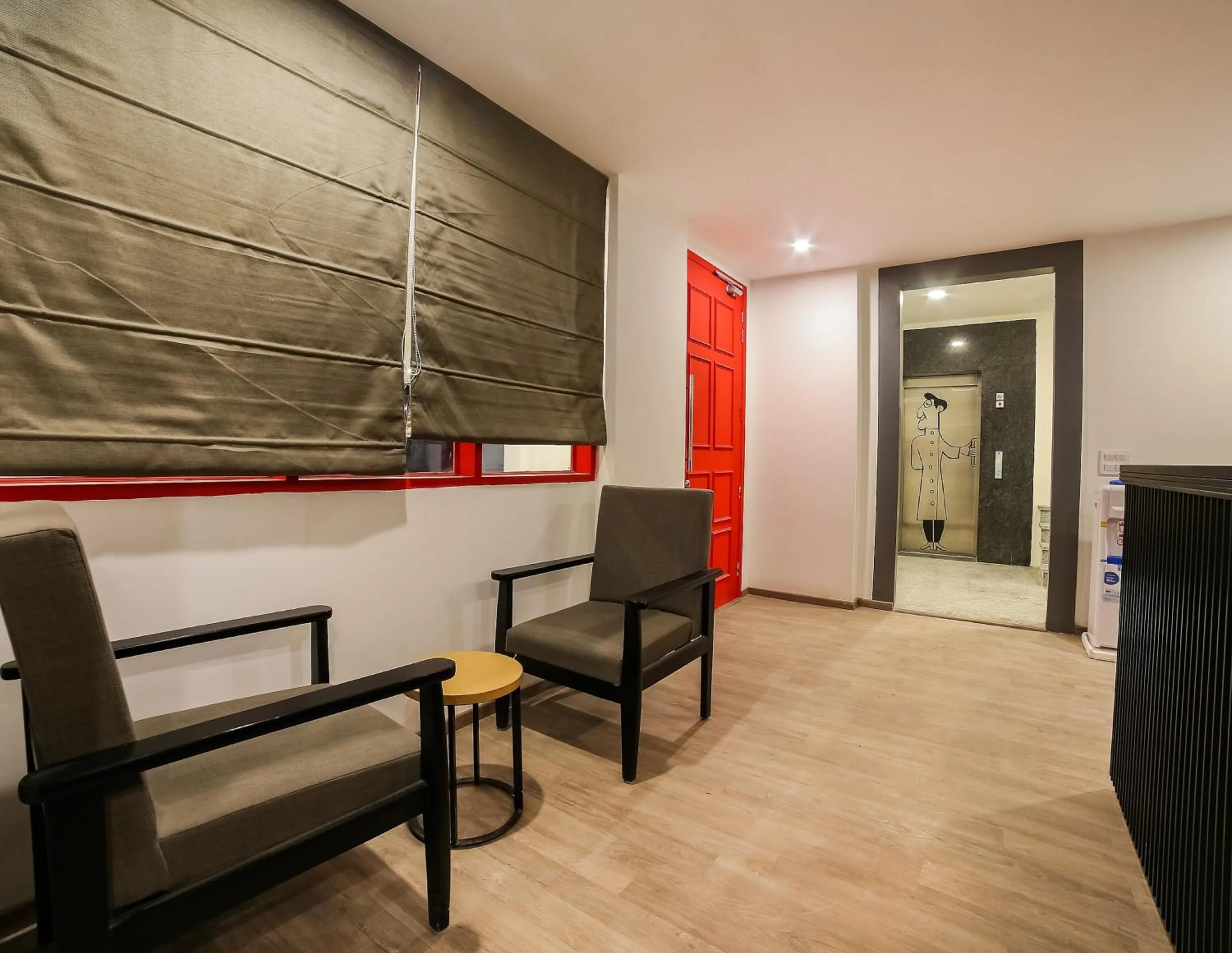 Lobby or reception in Super Townhouse Near Appu Ghar