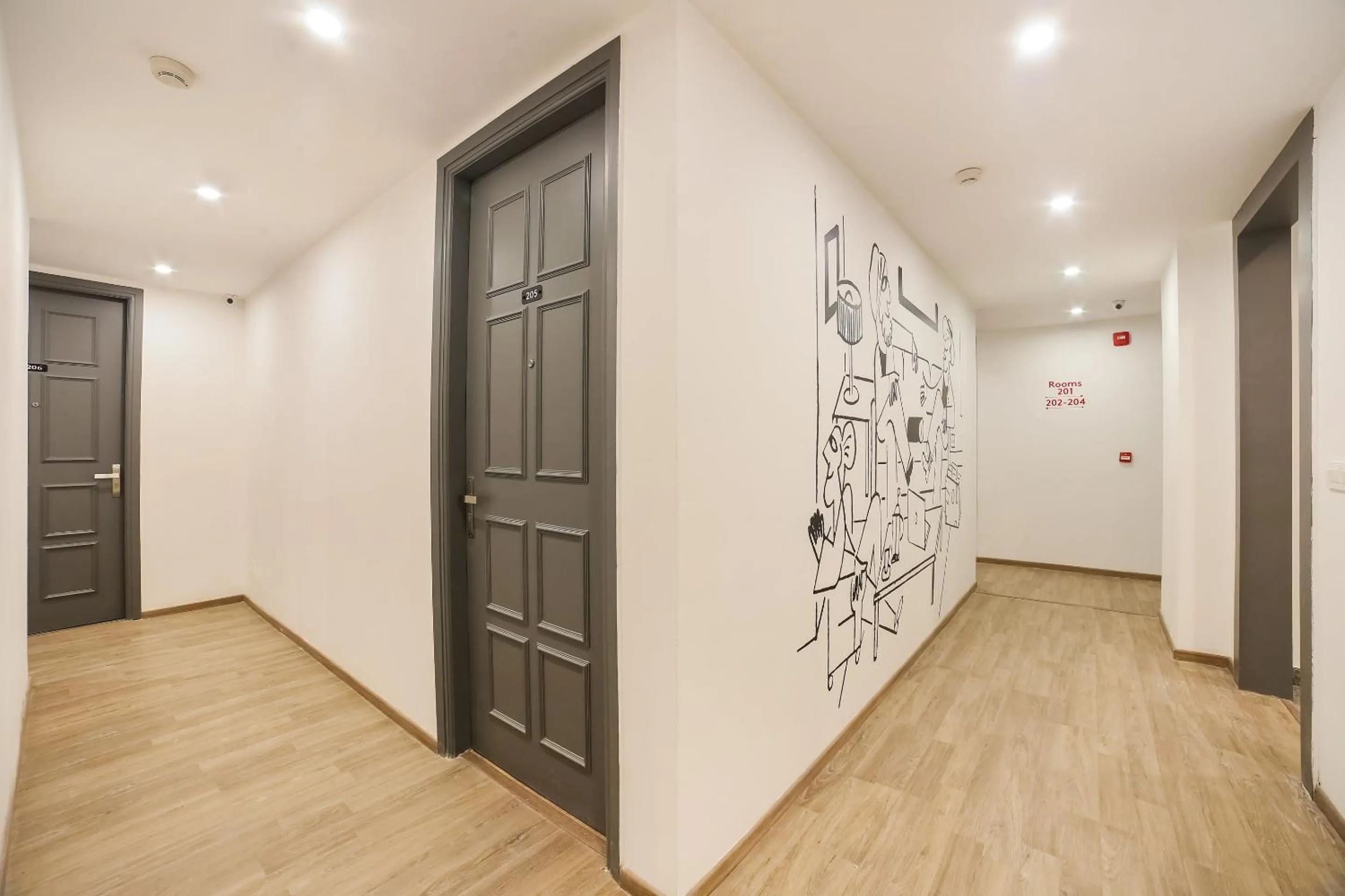 Lobby or reception in Super Townhouse Near Appu Ghar