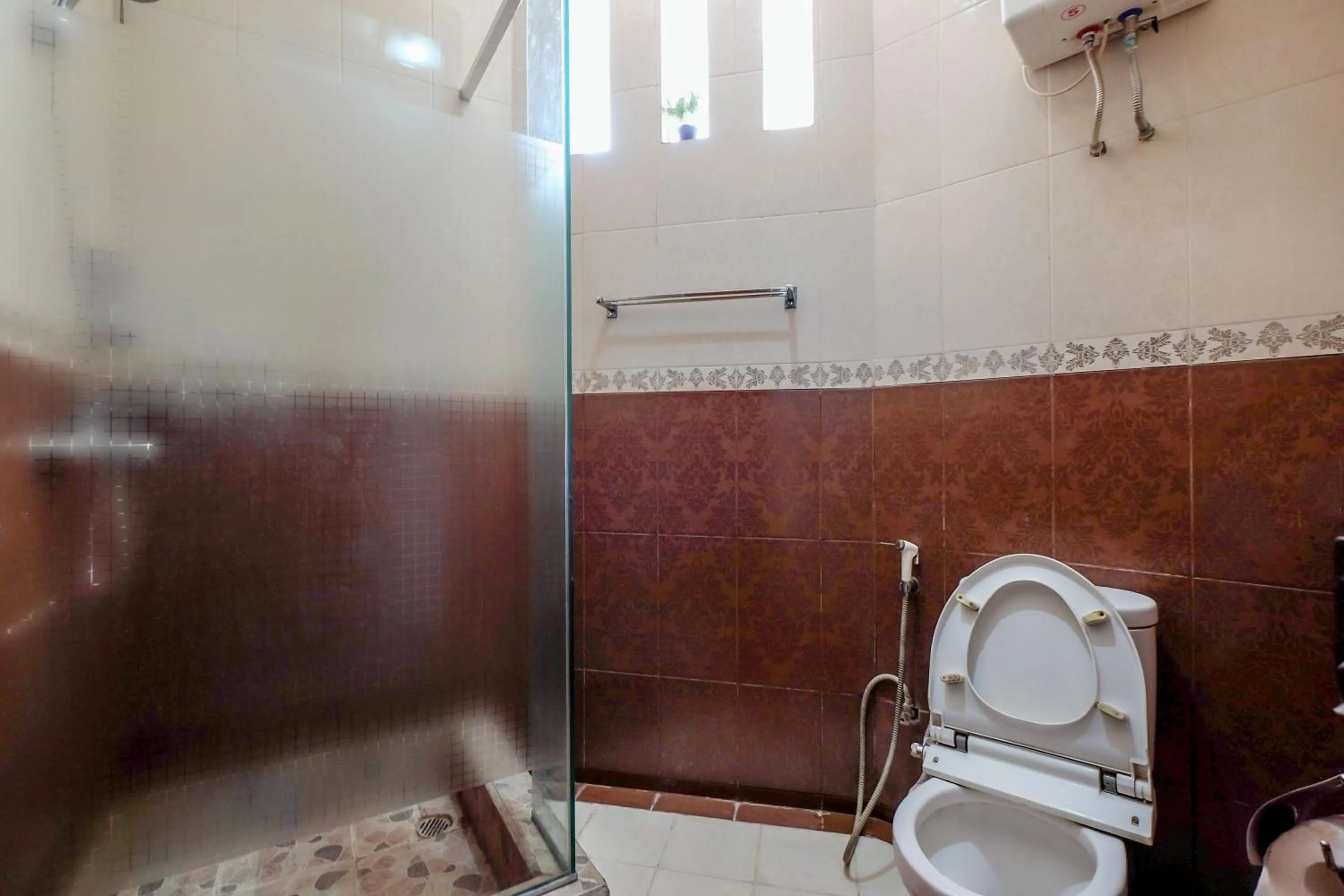 Bathroom in Buminanienie Guesthouse Bandung