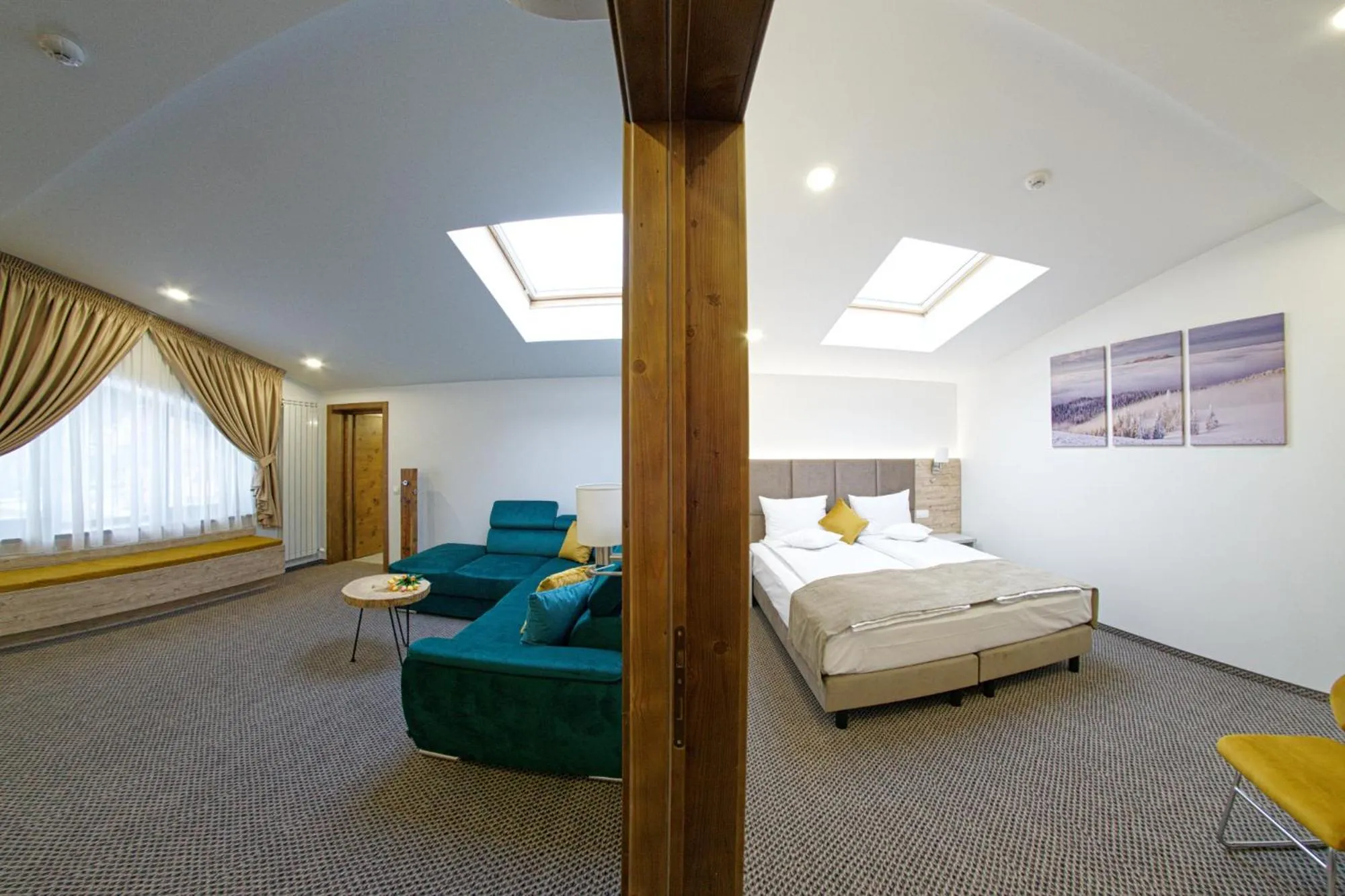 Living room, Bed in AQUARIUS BOUTIQUE HOTEL