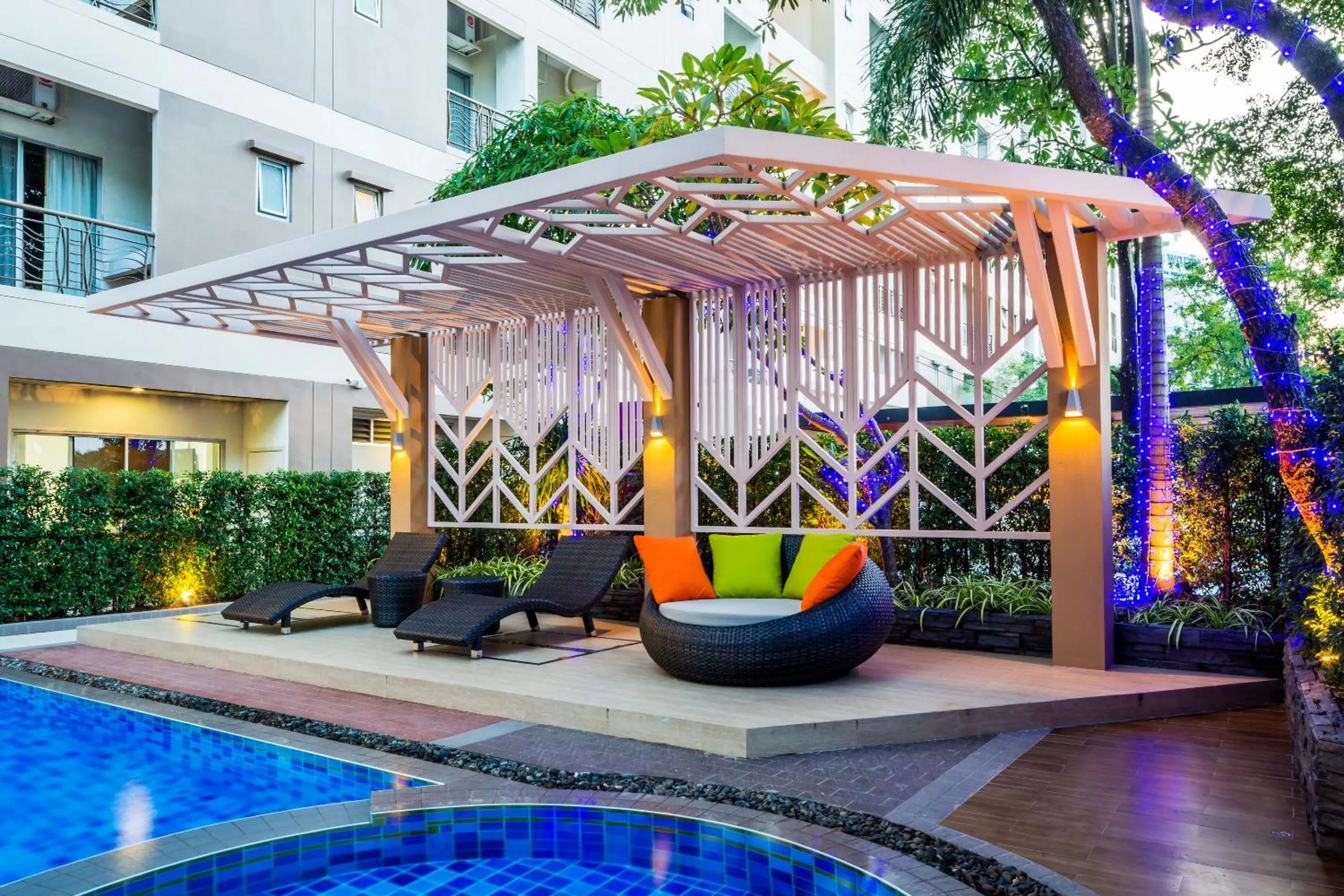 Swimming pool in Pacific Park Hotel