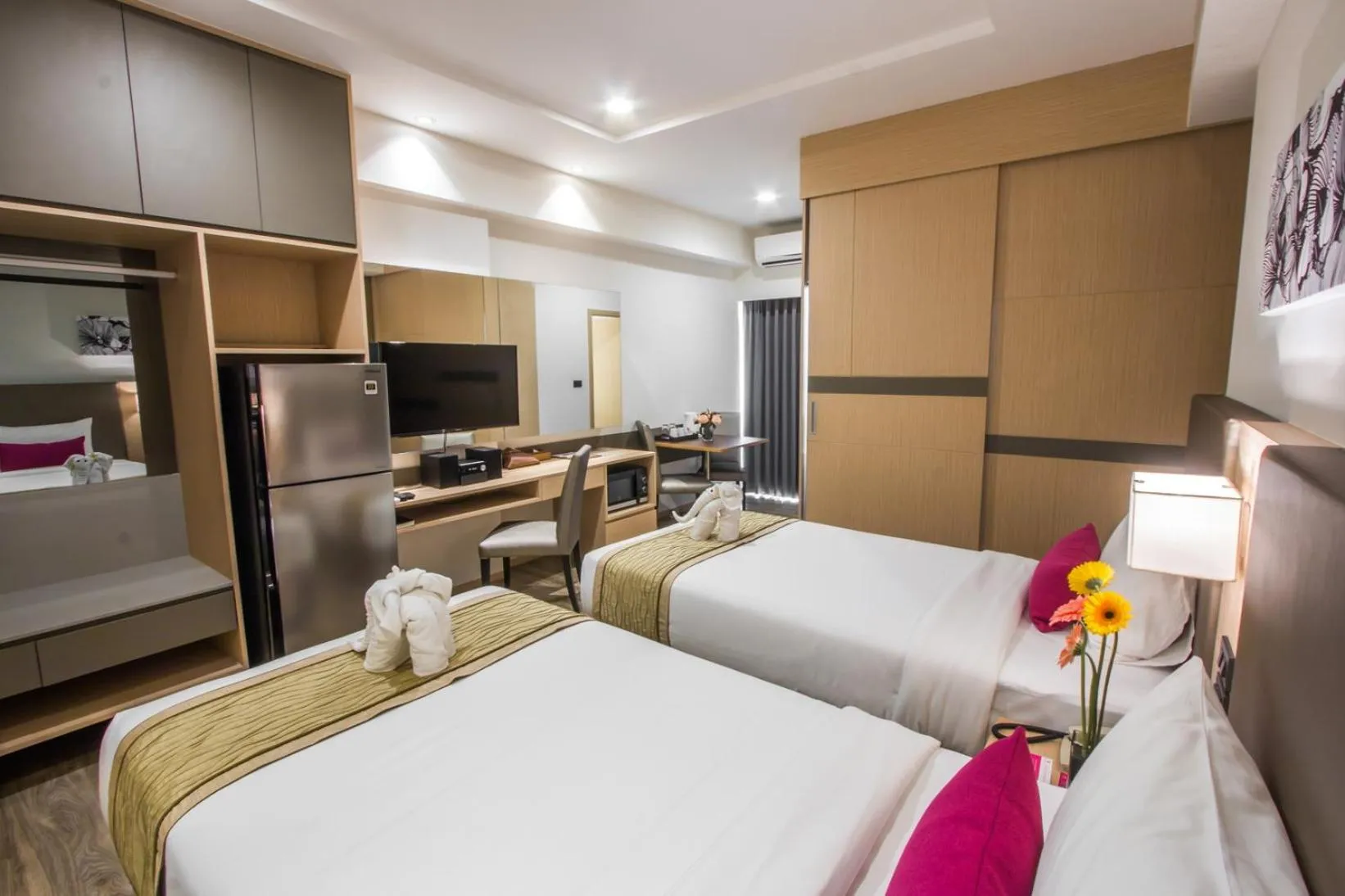 Photo of the whole room, Bed in Pacific Park Hotel