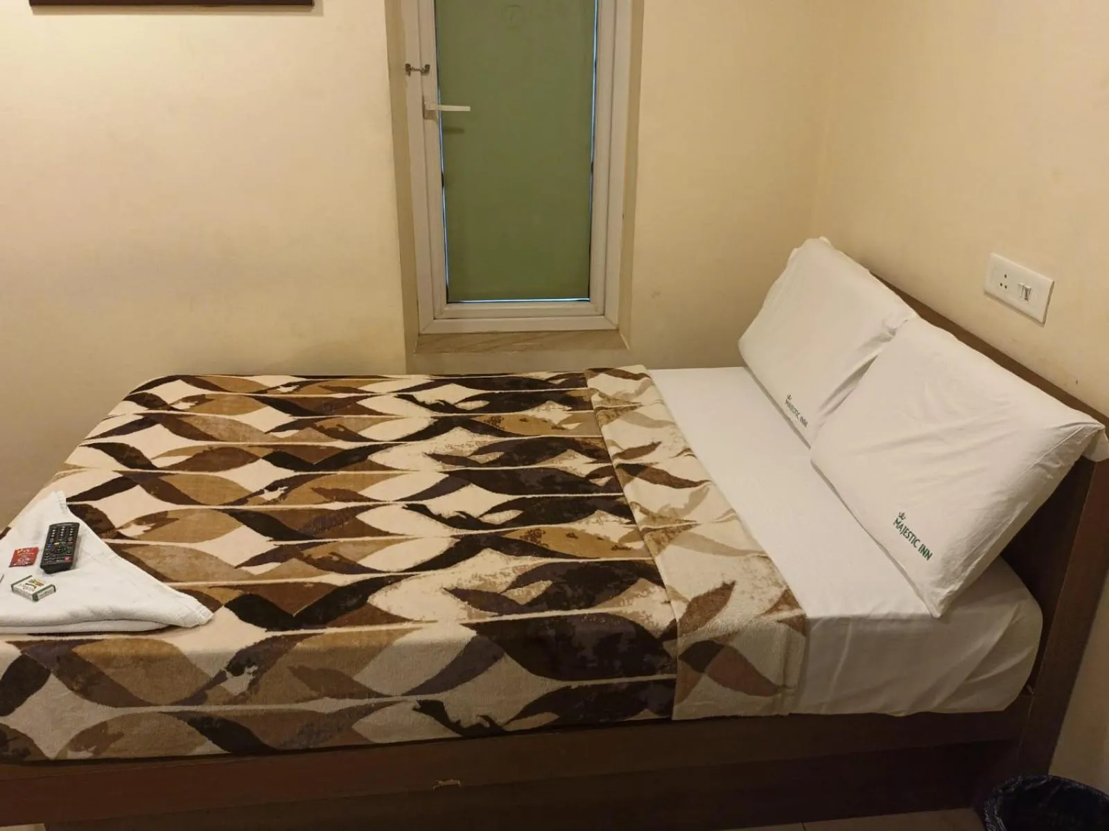 Majestic Inn