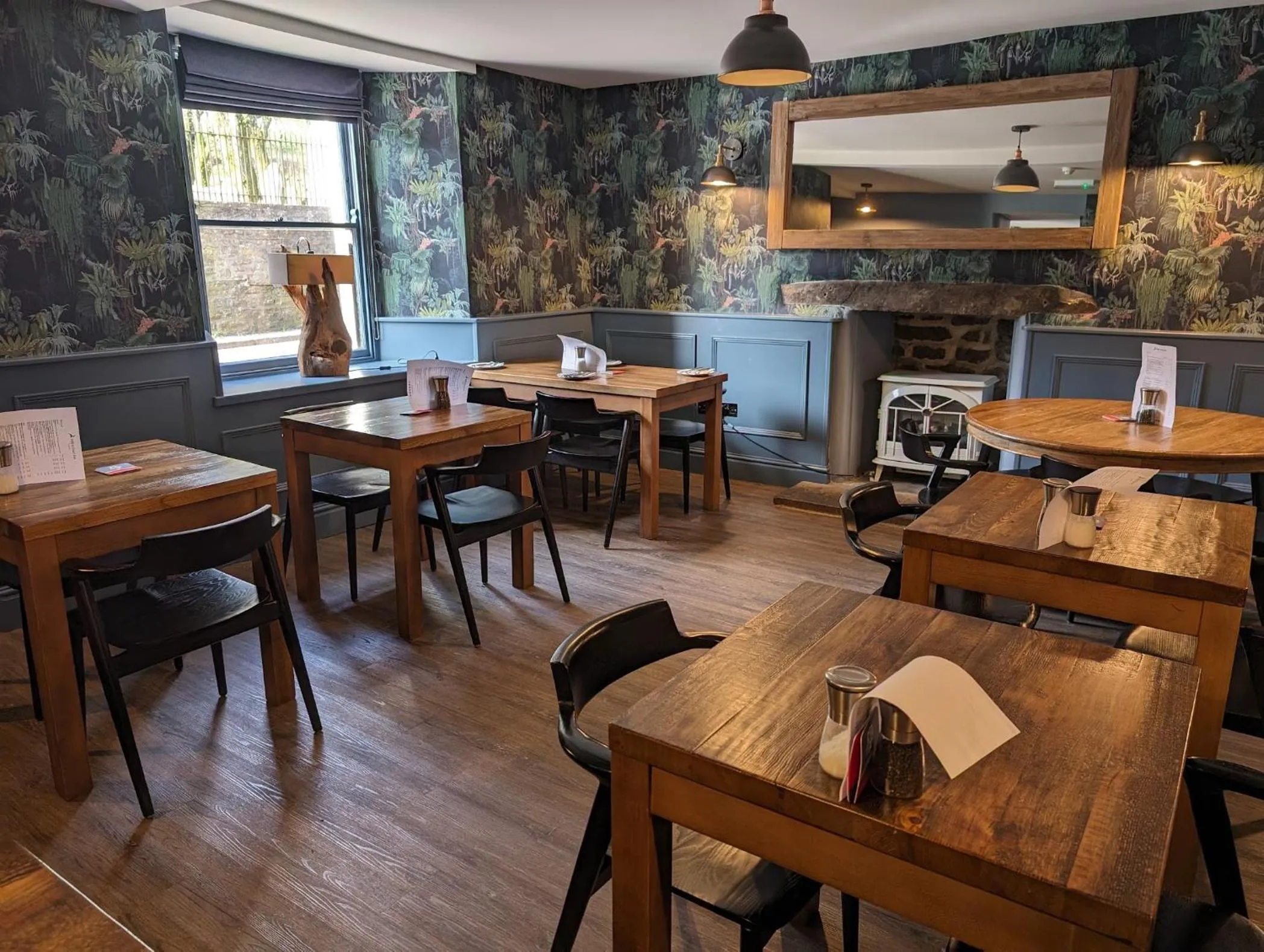 Restaurant/places to eat in The White Hart Inn, Hawes