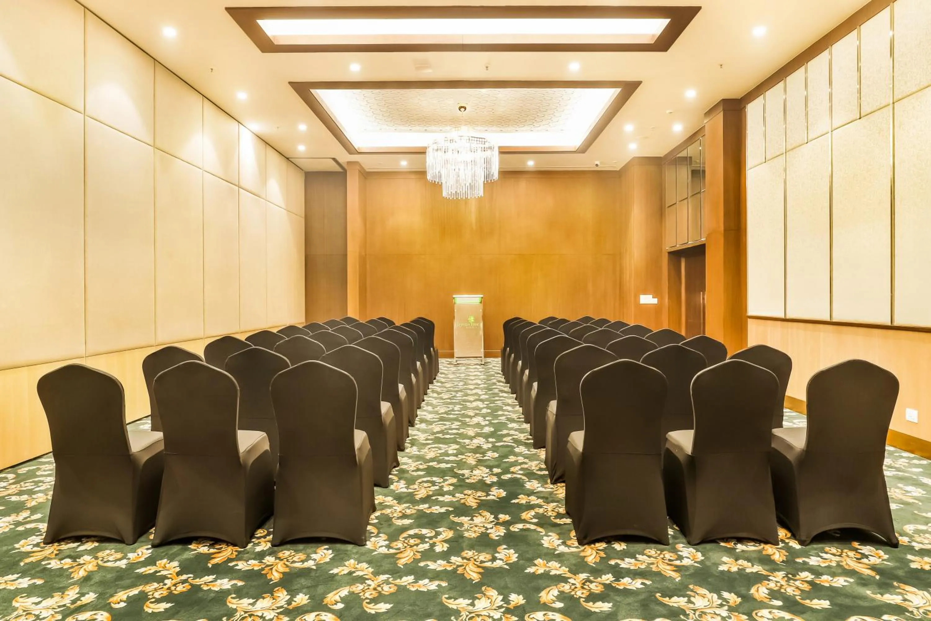 Banquet/Function facilities in Lemon Tree Hotel, Aligarh