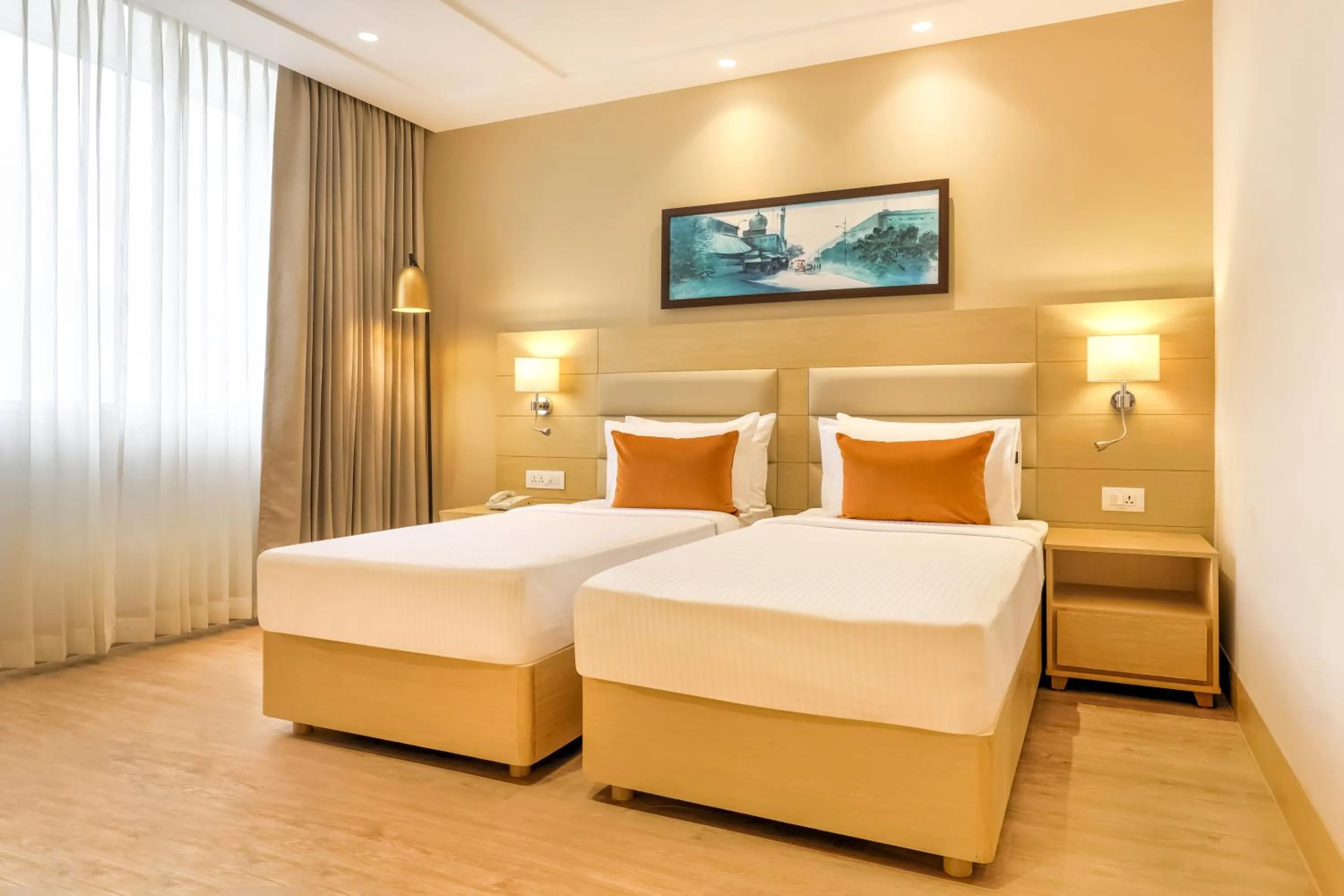 Bedroom, Bed in Lemon Tree Hotel, Aligarh