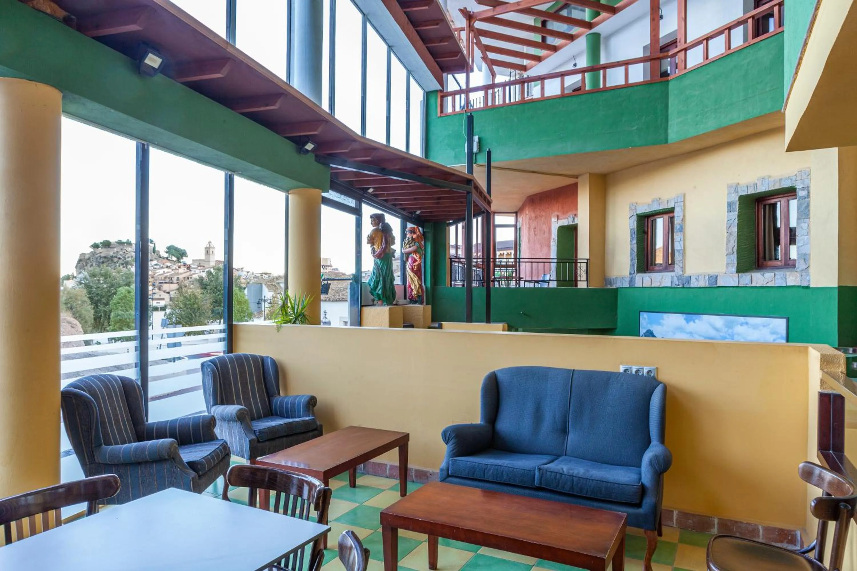 Seating area in Hostal León Dormido