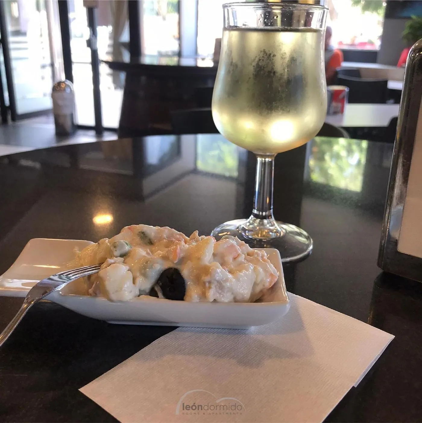 Lounge or bar in Hostal León Dormido