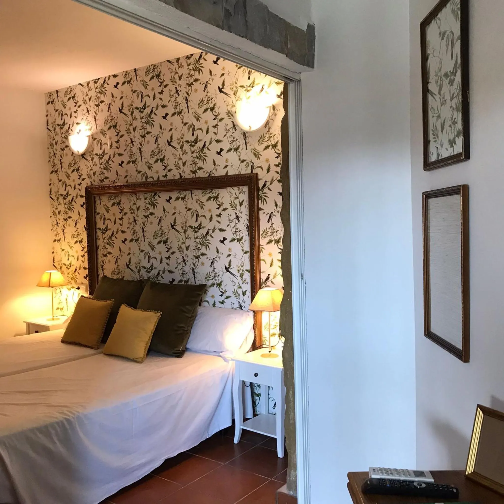 Bed in Hostal León Dormido