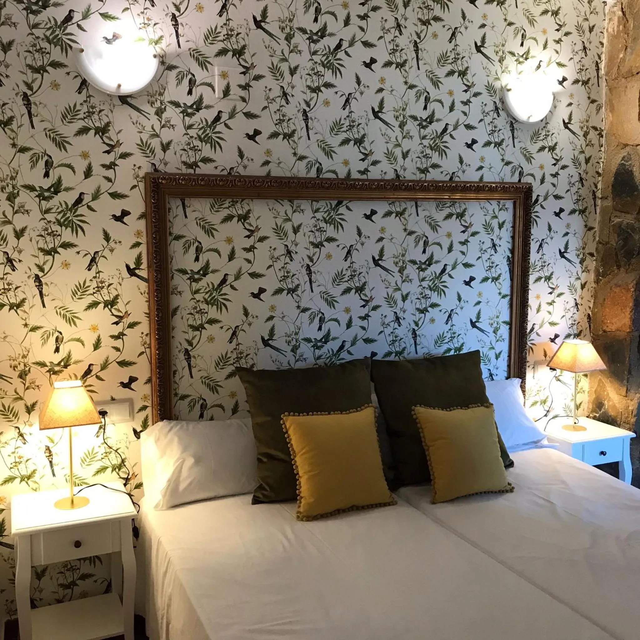 Bed in Hostal León Dormido