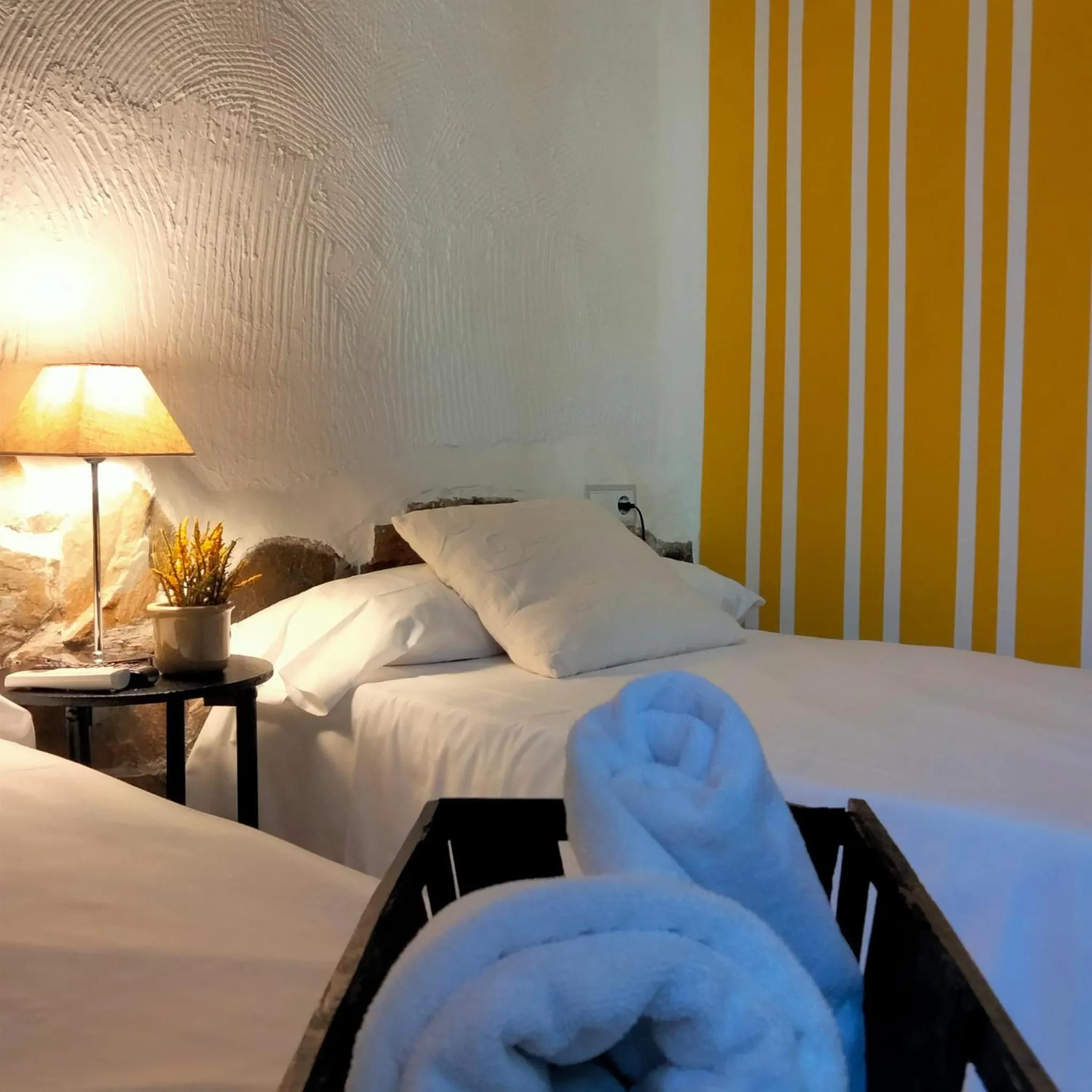 Bed in Hostal León Dormido