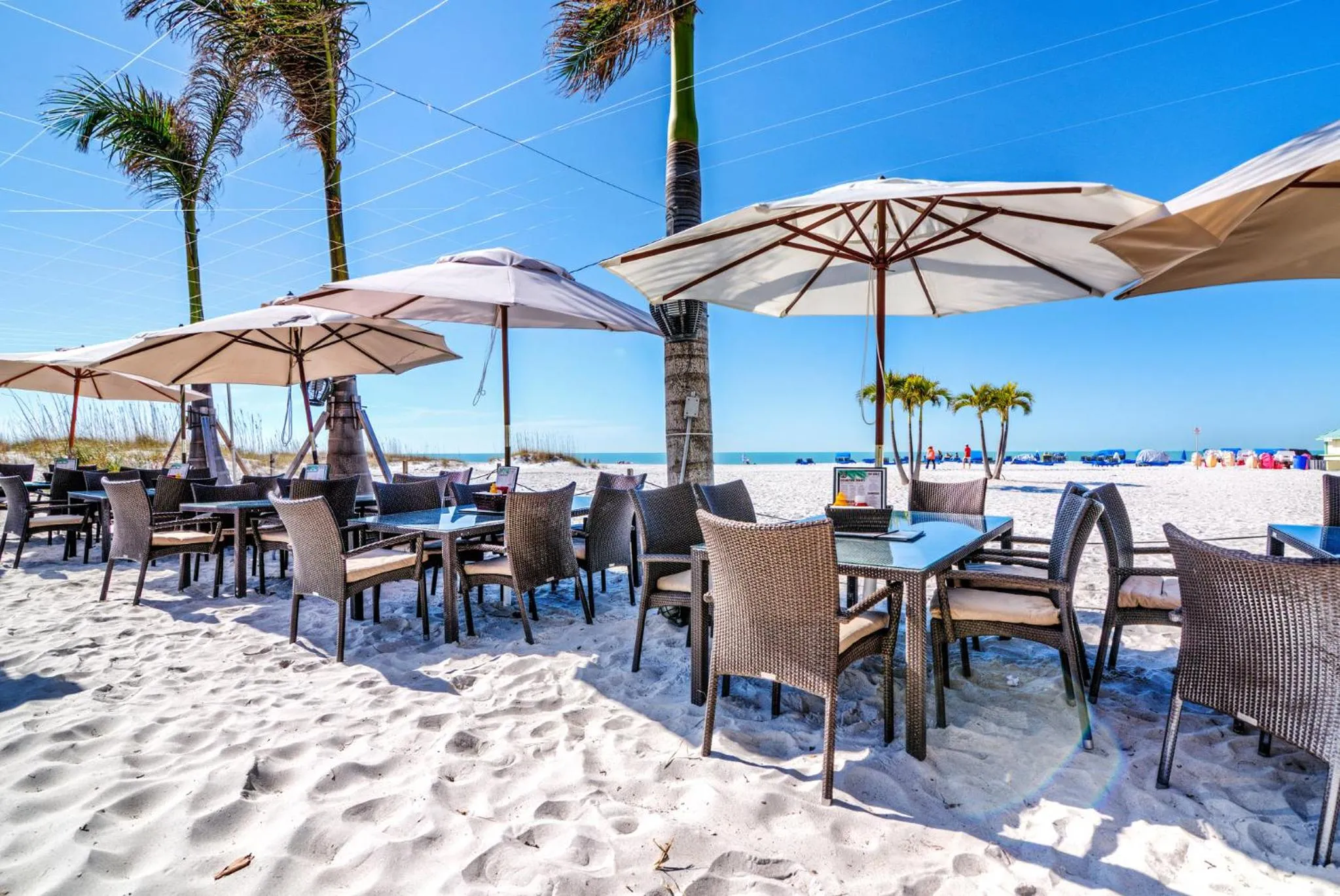 Restaurant/places to eat in Bellwether Beach Resort