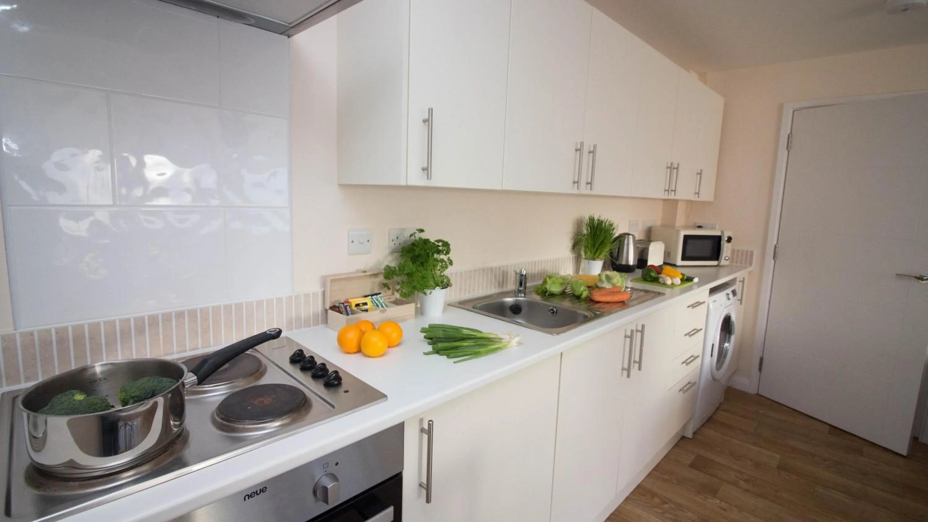 Other in StayZo Stylish Accommodation in Southampton 10