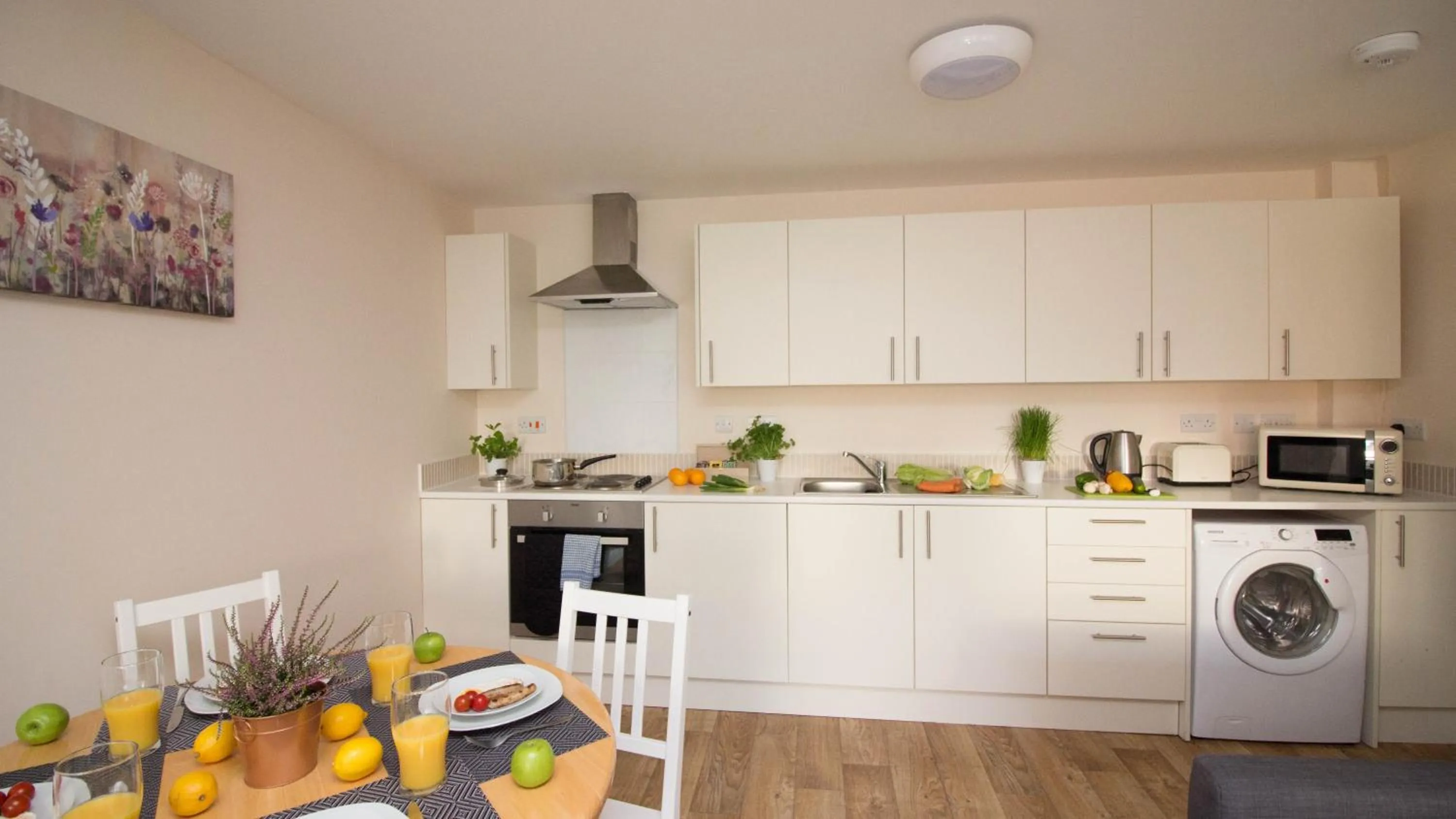 Other in StayZo Stylish Accommodation in Southampton 10