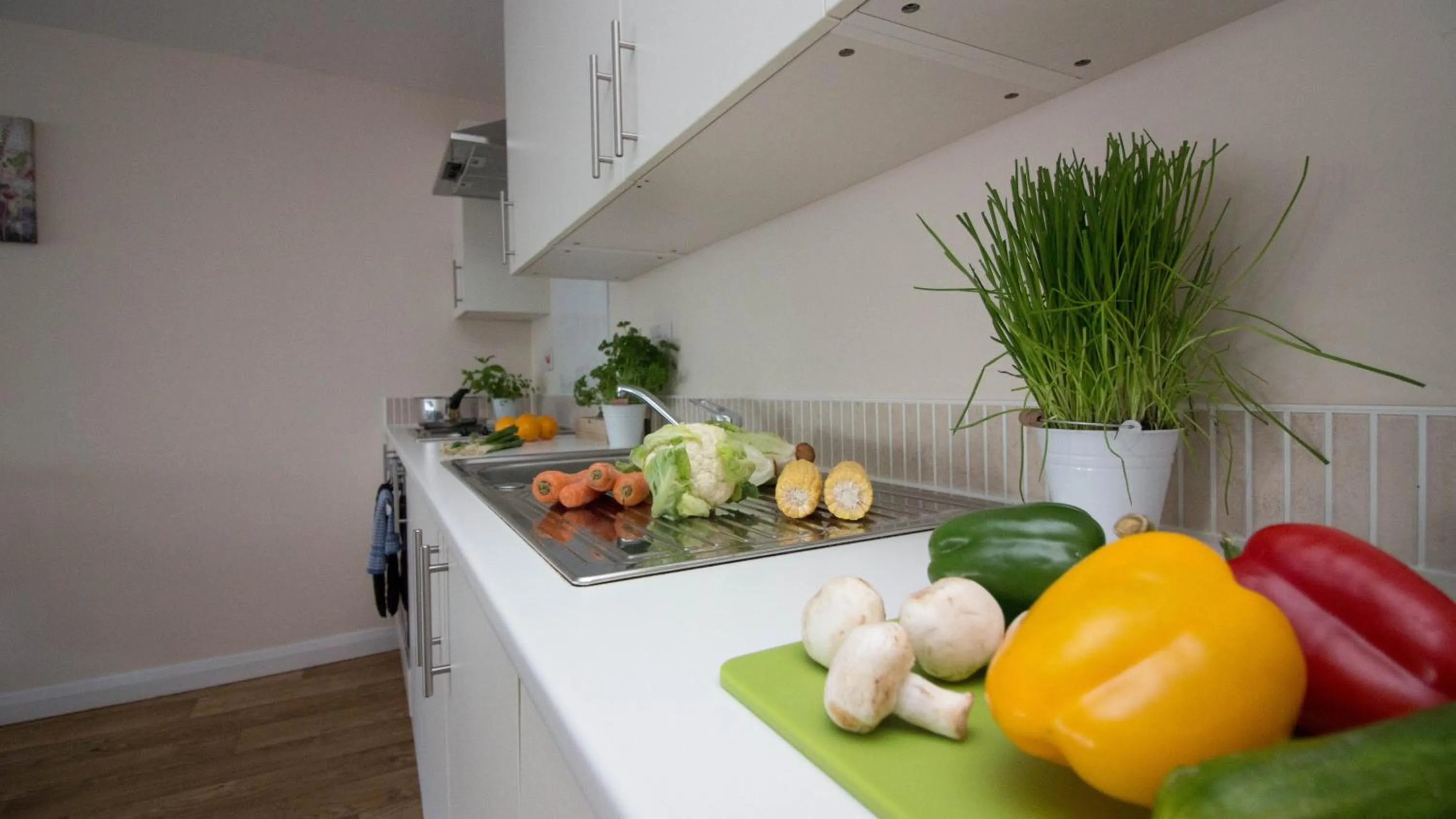 Other in StayZo Stylish Accommodation in Southampton 10