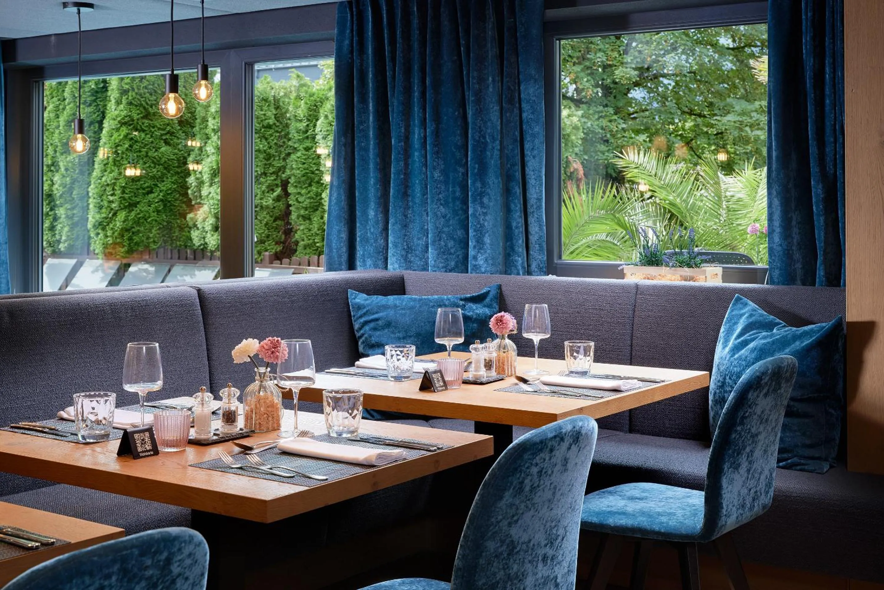 Restaurant/places to eat in HOTEL SONNBLICK, Kaprun, Salzburg - am Kitzsteinhorn Gletscher