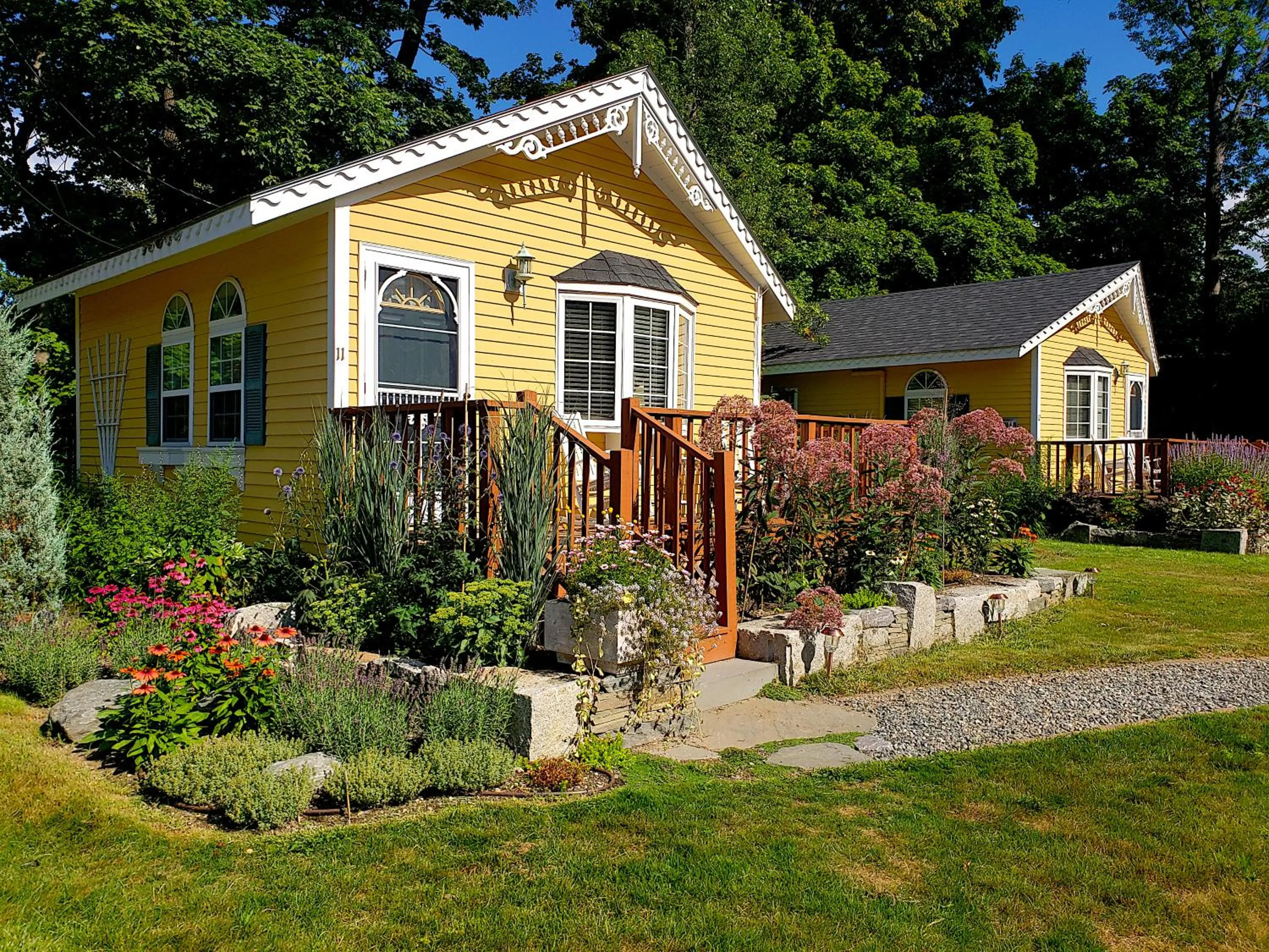 Patio in Sand Bar Cottage Inn