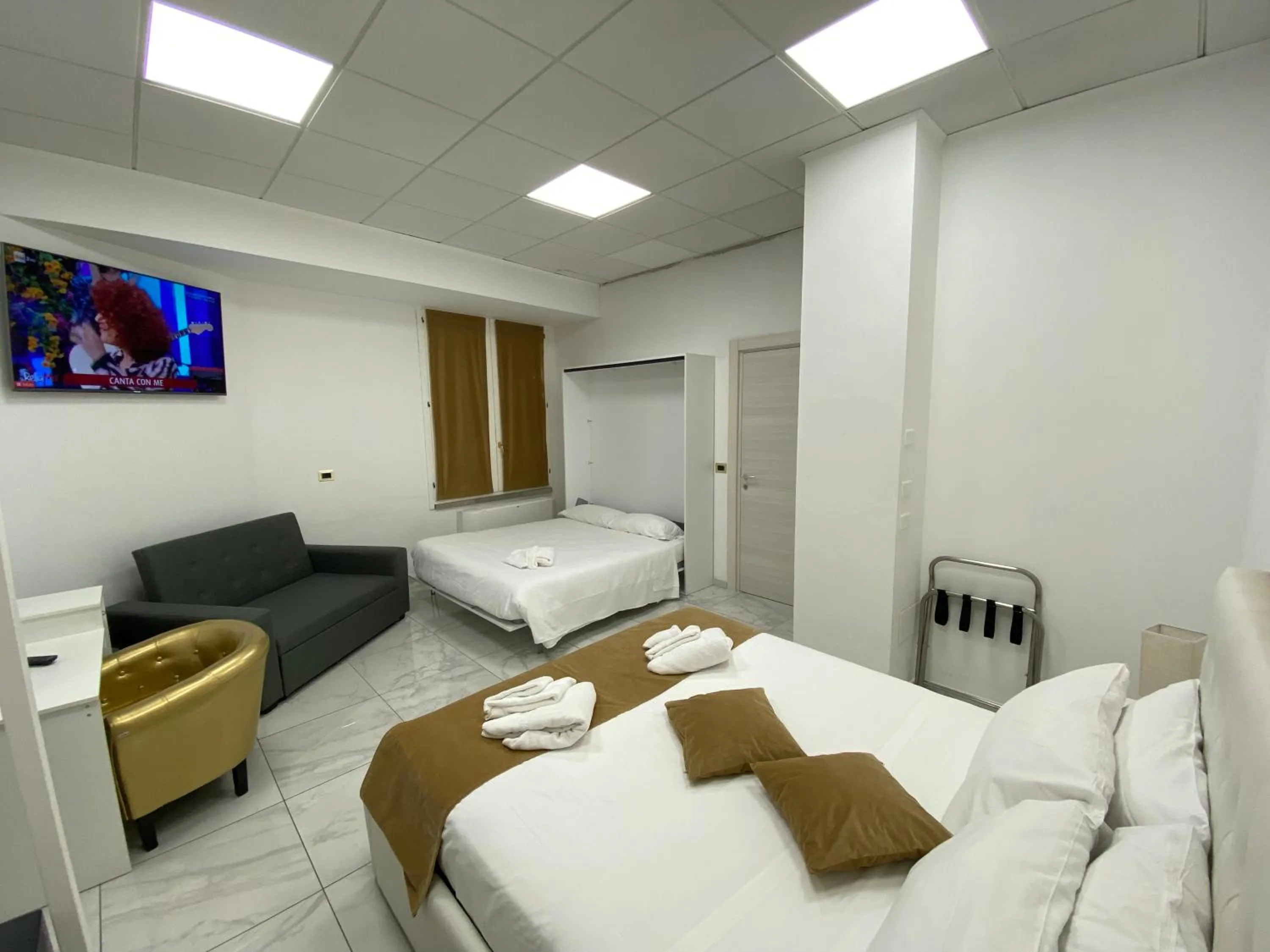 Bed in Royal Central Room