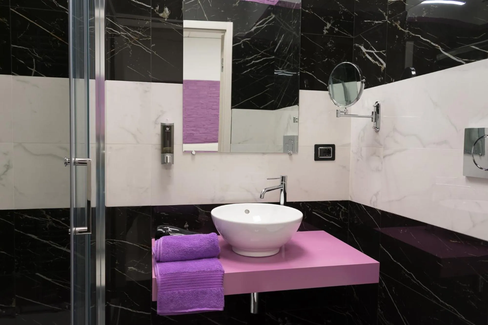 Bathroom in Royal Central Room