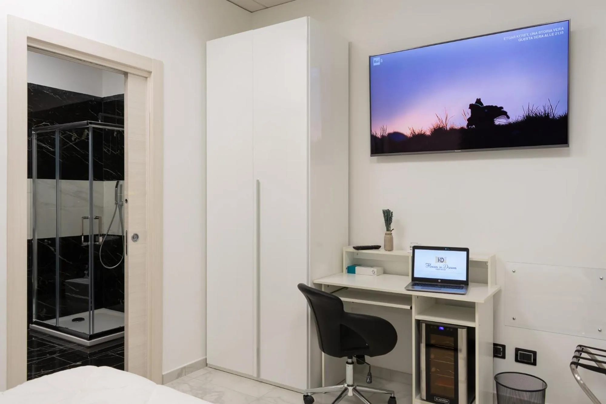 Bedroom in Royal Central Room