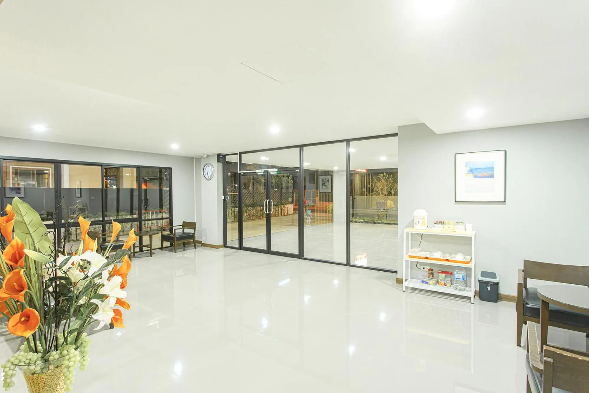 Lobby or reception in Chanapat Hotel