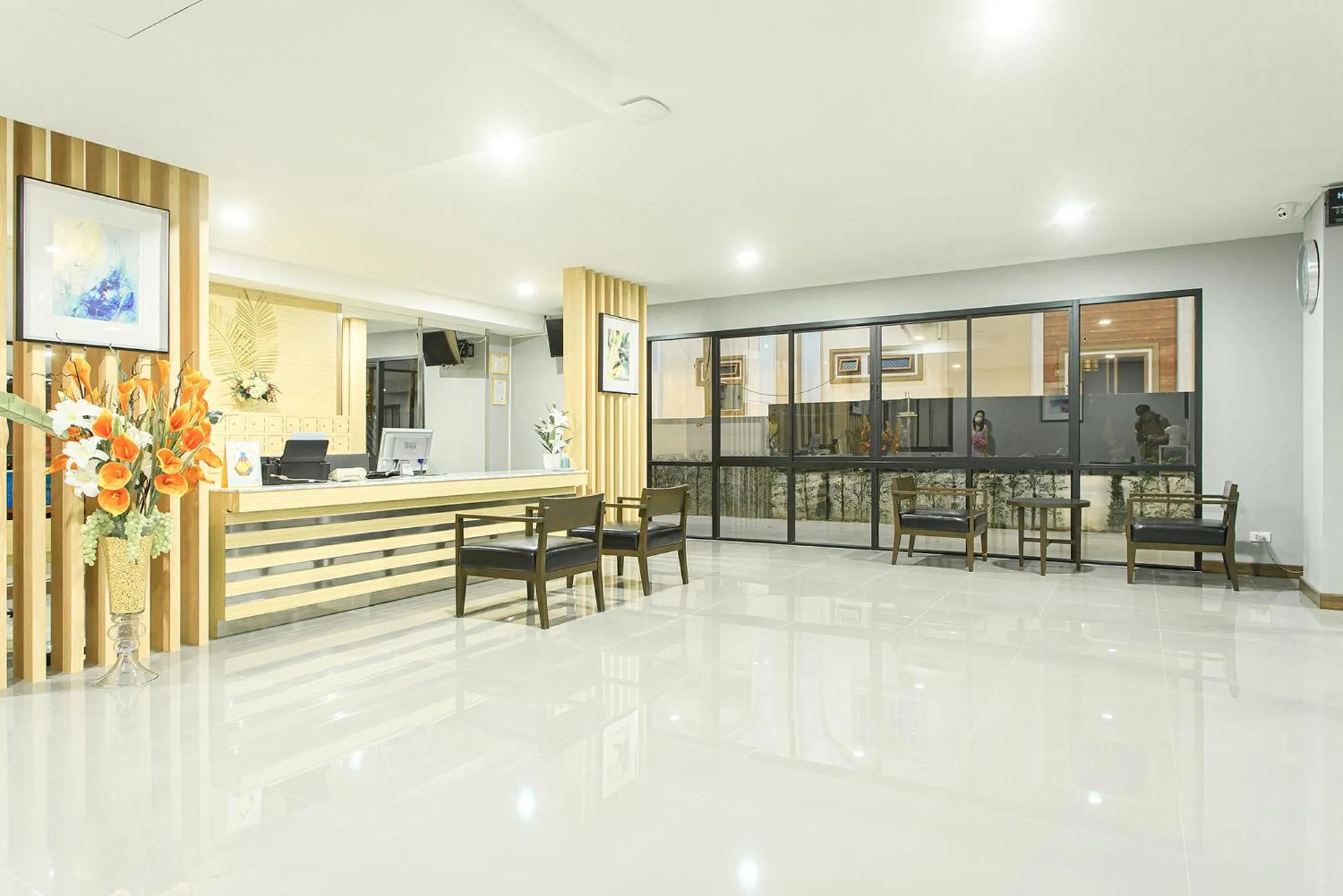 Property building in Chanapat Hotel
