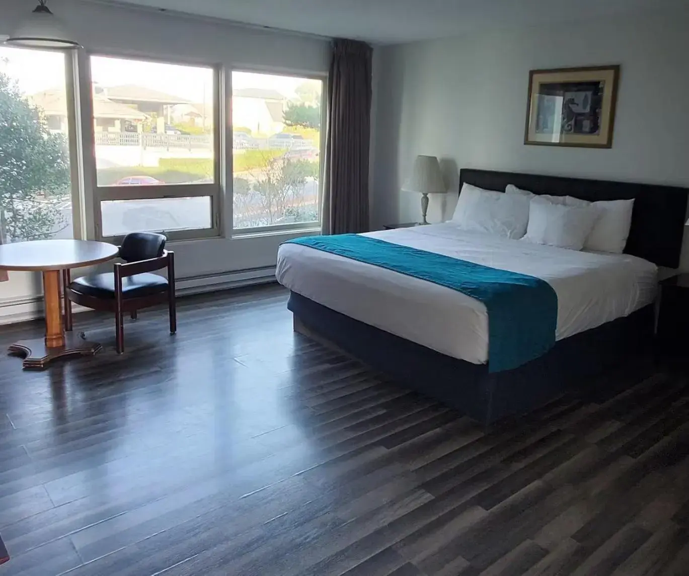 King Studio - Non-View in Seahorse Oceanfront Lodge King Studio - Non-View in Seahorse Oceanfront Lodge