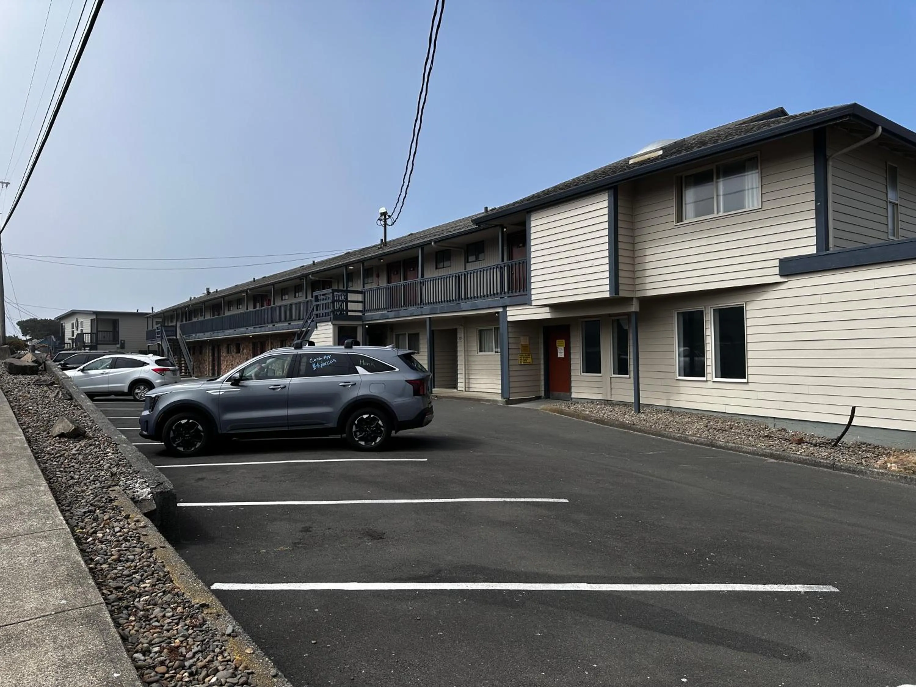 Property building in Seahorse Oceanfront Lodge