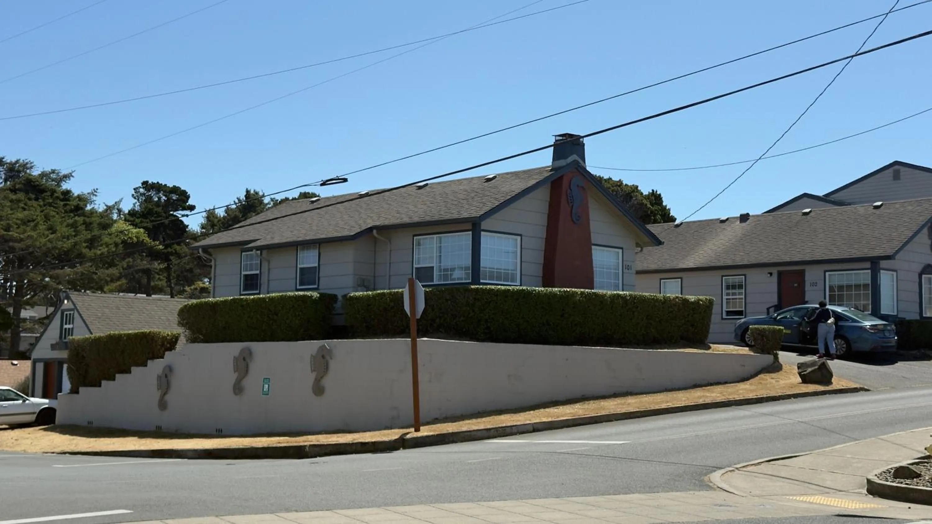 Property building in Seahorse Oceanfront Lodge