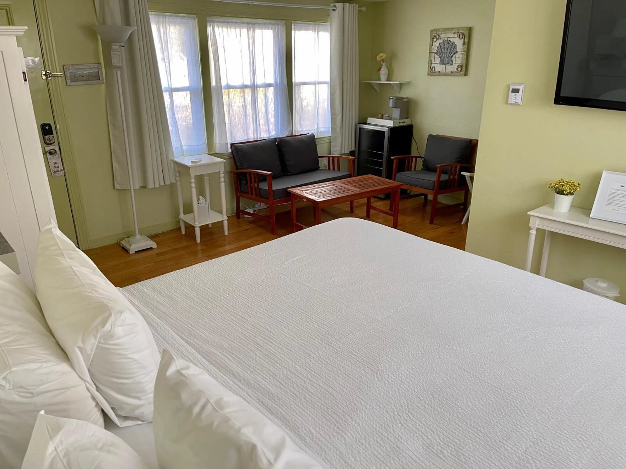 Bed in The Escape Inn