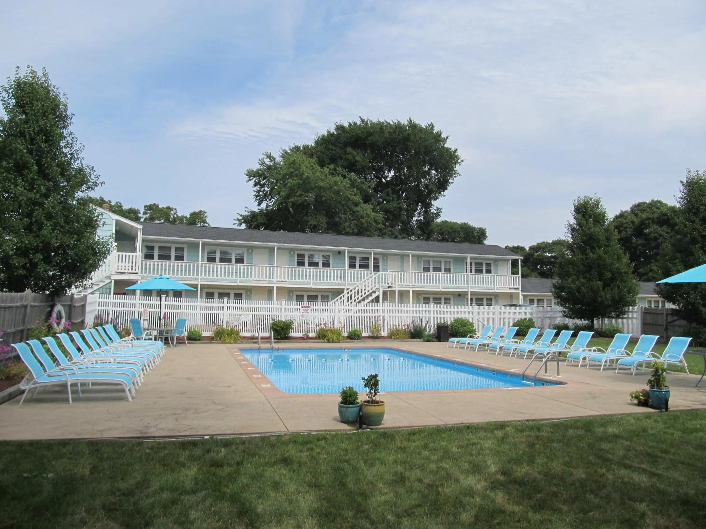 Swimming pool in The Escape Inn