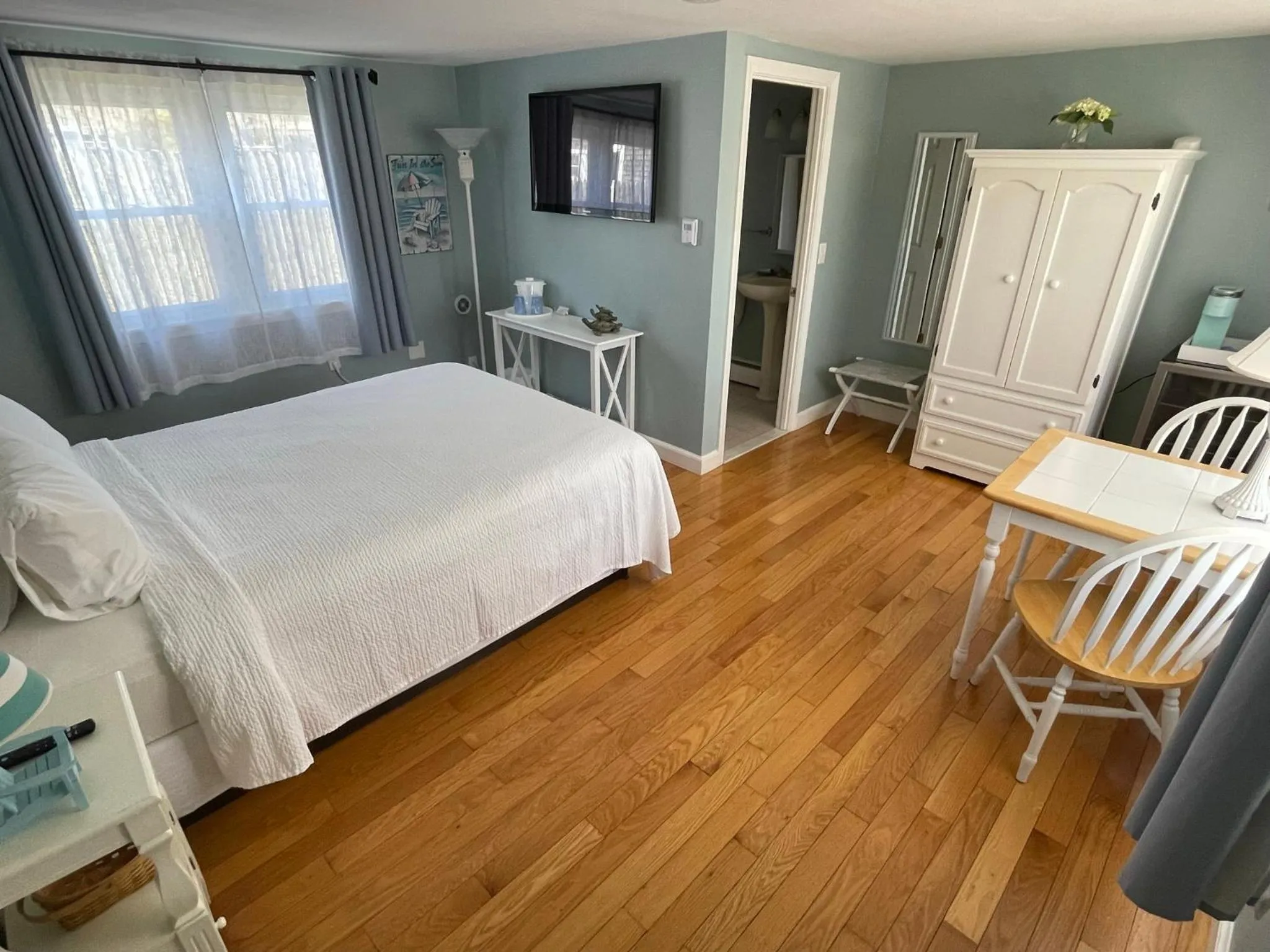 Bed in The Escape Inn