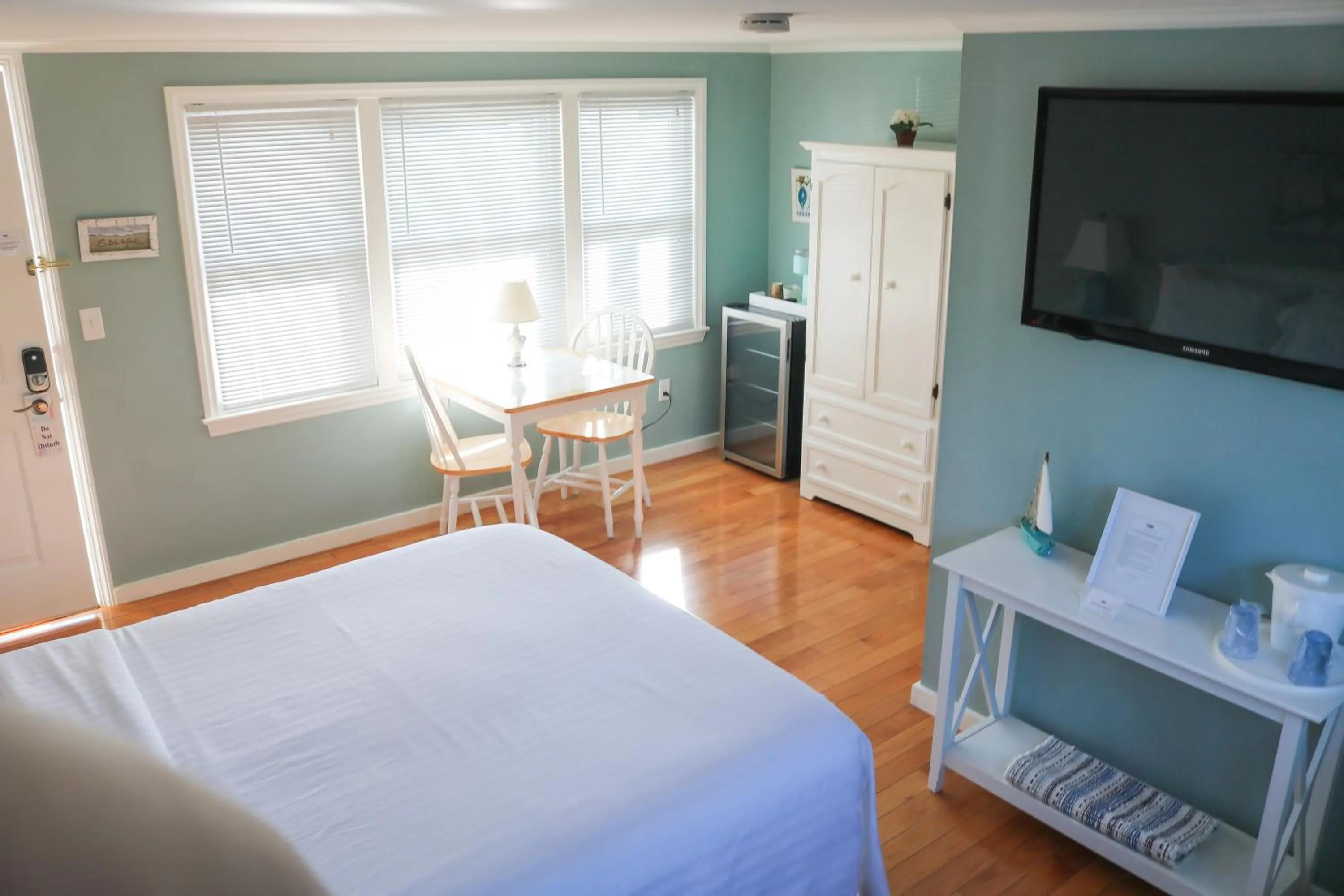 Bed in The Escape Inn