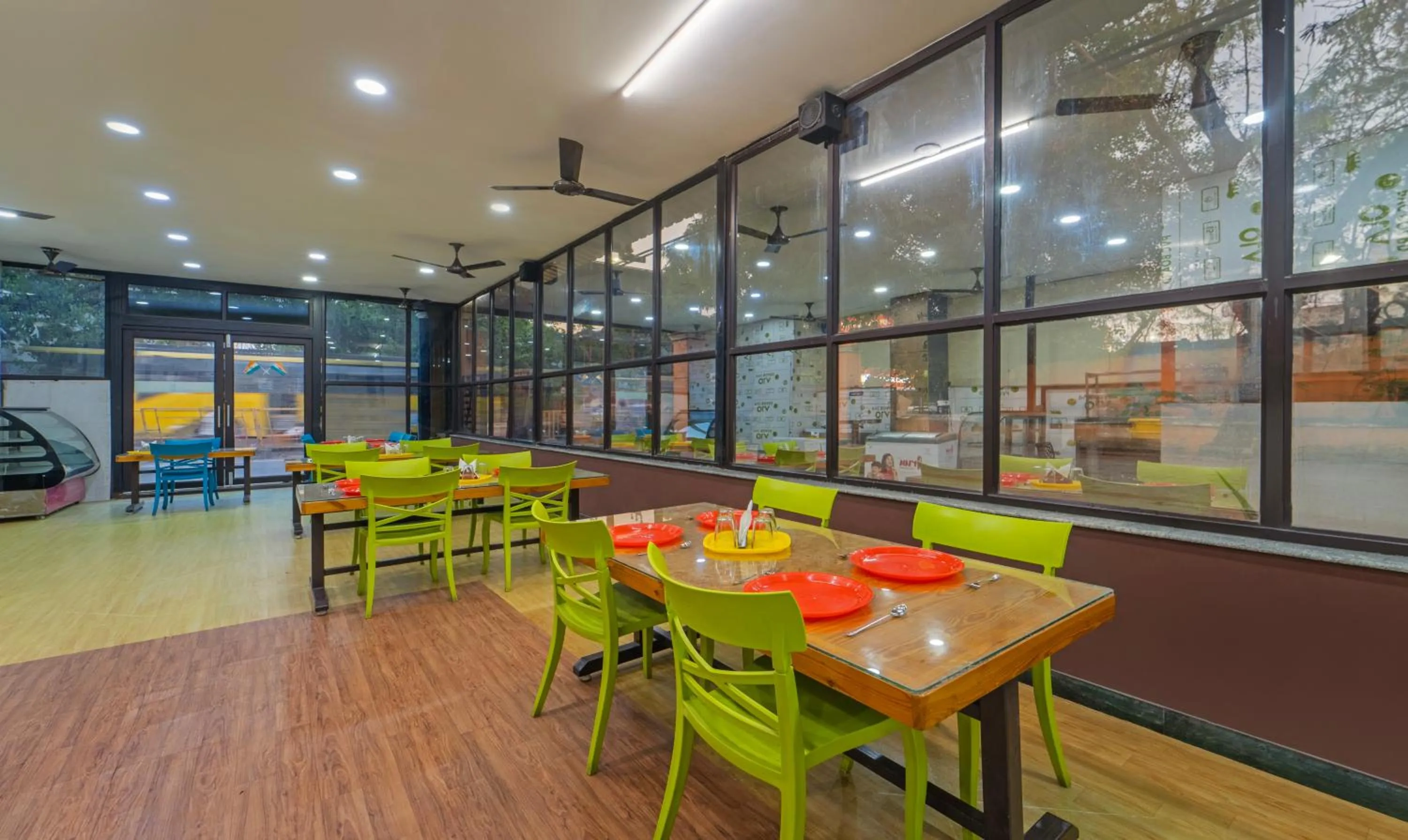 Restaurant/places to eat in Treebo Eden Park Hotel, 3 Km From Puducherry Airport