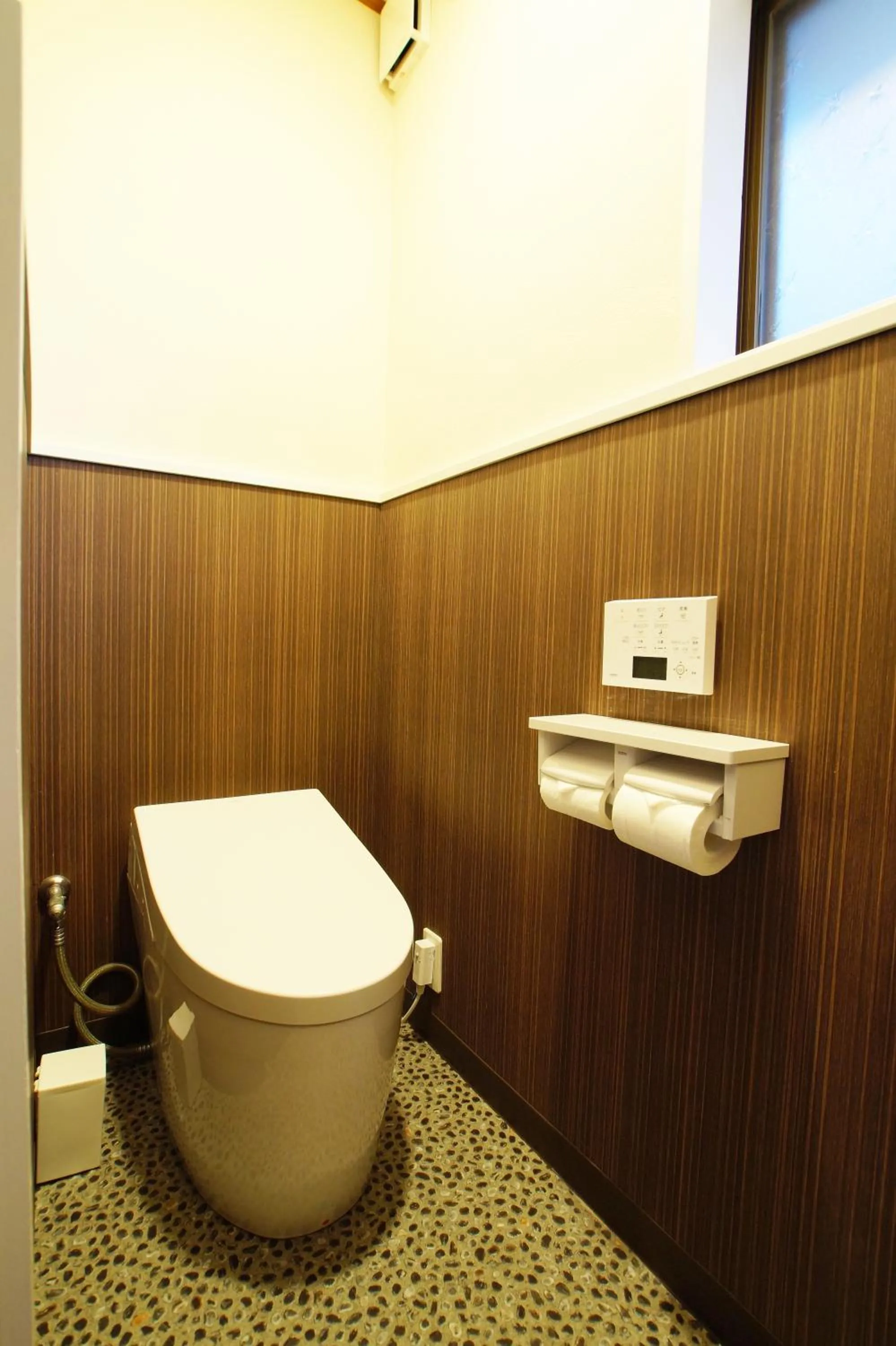 Toilet in Luana Marue