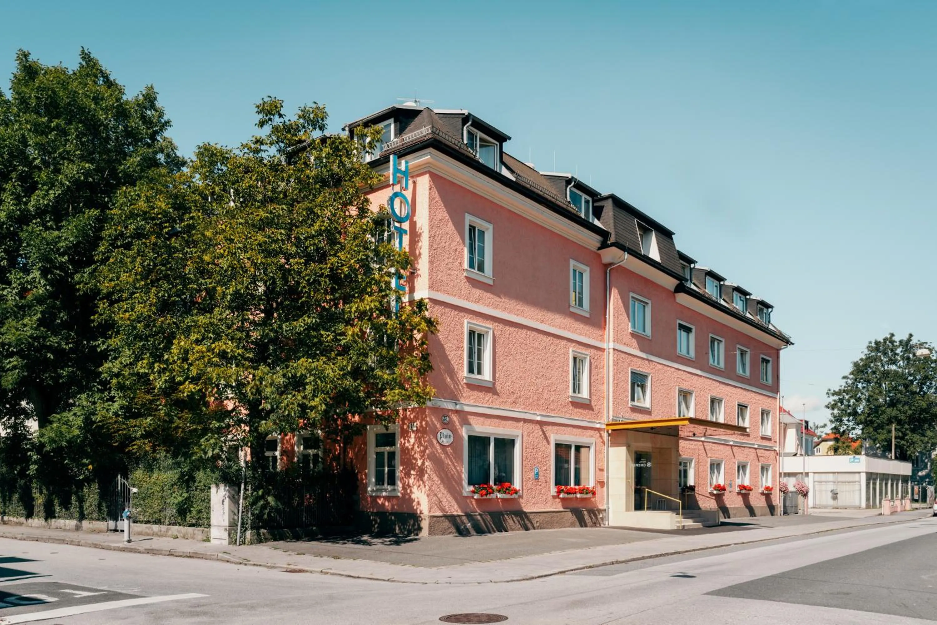 Property building in Hotel Scherer