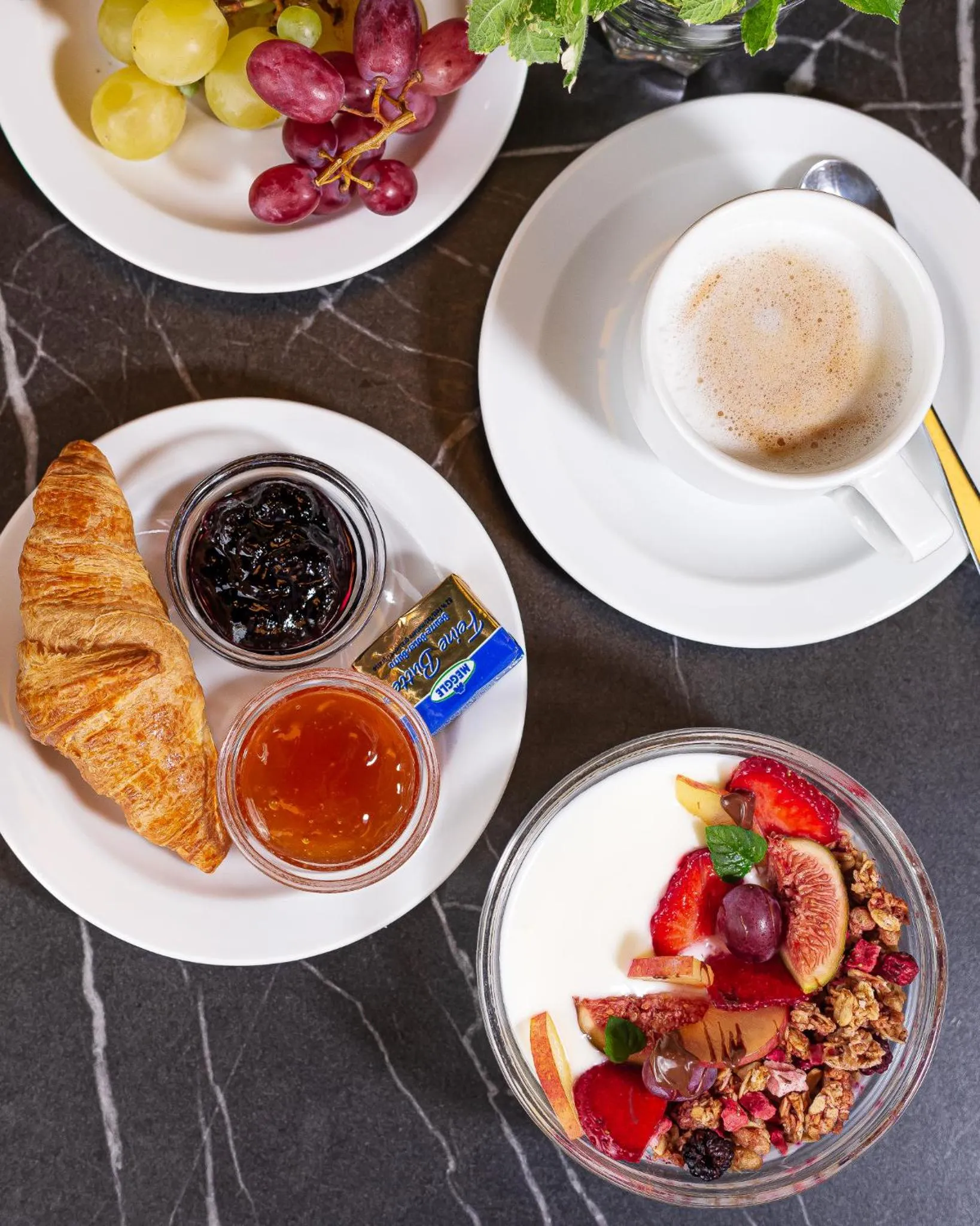 Breakfast in Altstadt Hotel Hofwirt Salzburg