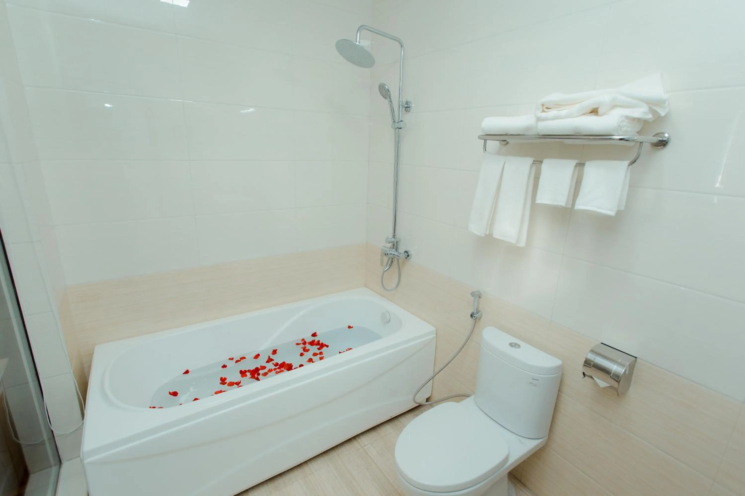 Bathroom in Korea Hotel Bac Giang