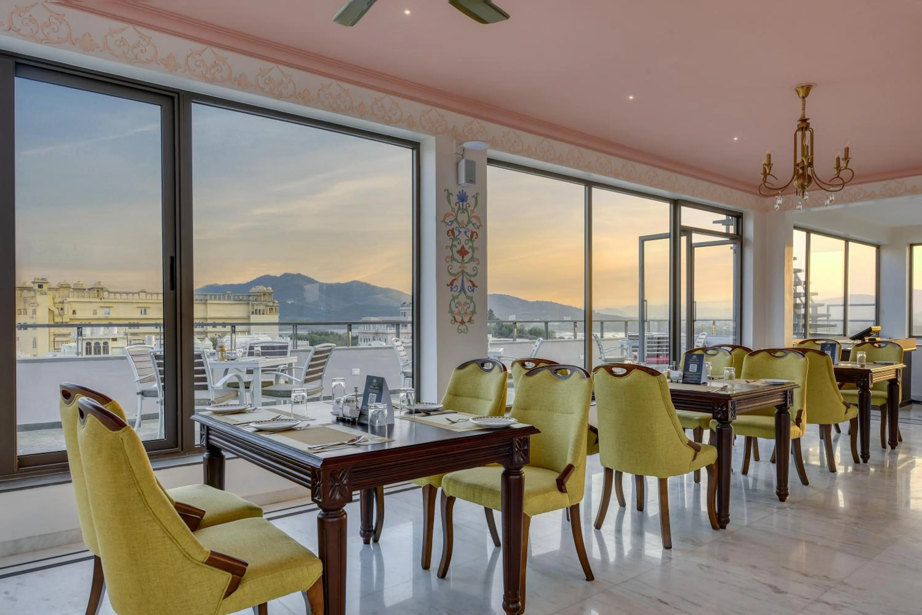 Restaurant/places to eat in SHAHPURA DEV PANACHE