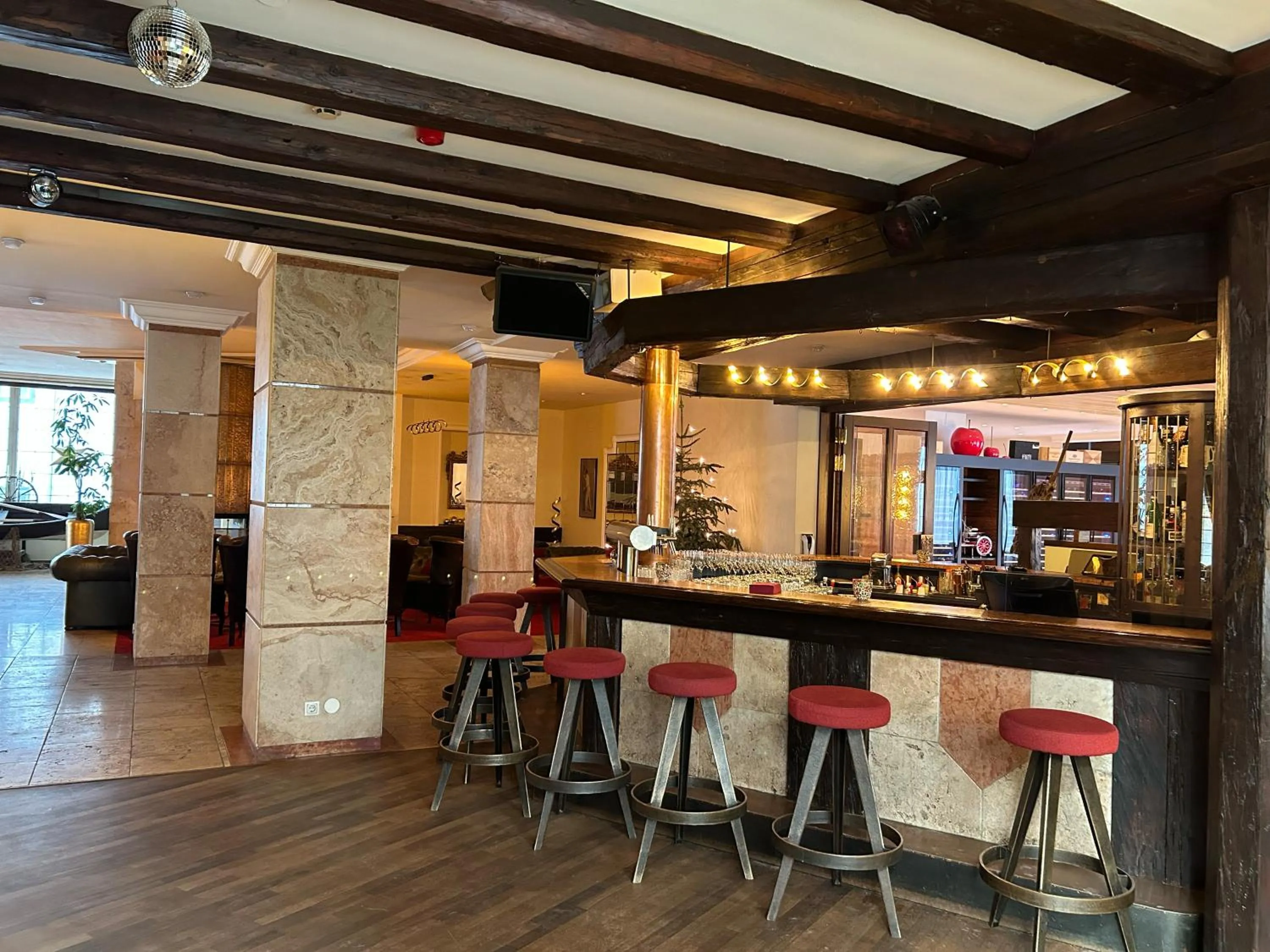 Lounge or bar in Sporthotel Igls