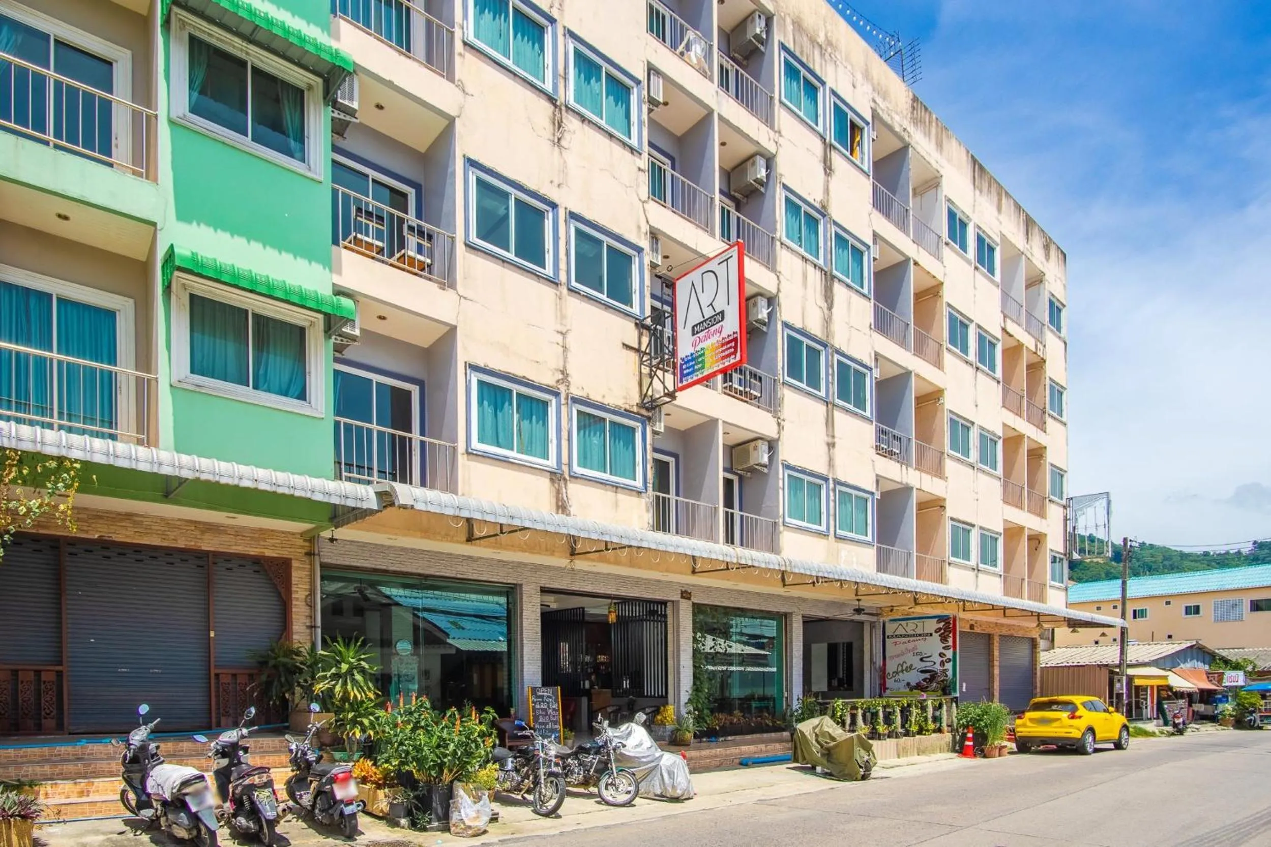 Property building in Art Mansion Patong Hotel