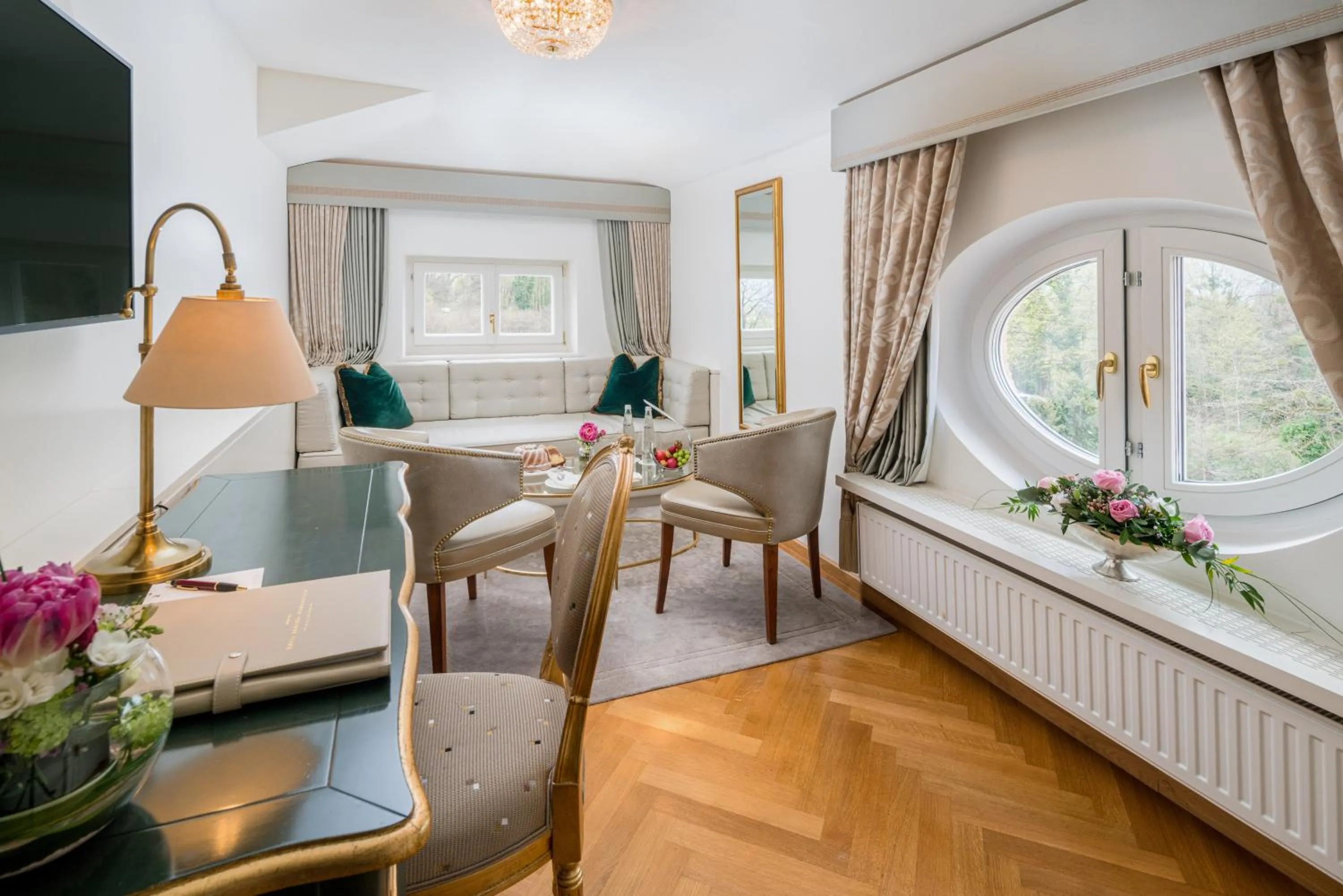 Living room in Hotel Schloss Mönchstein