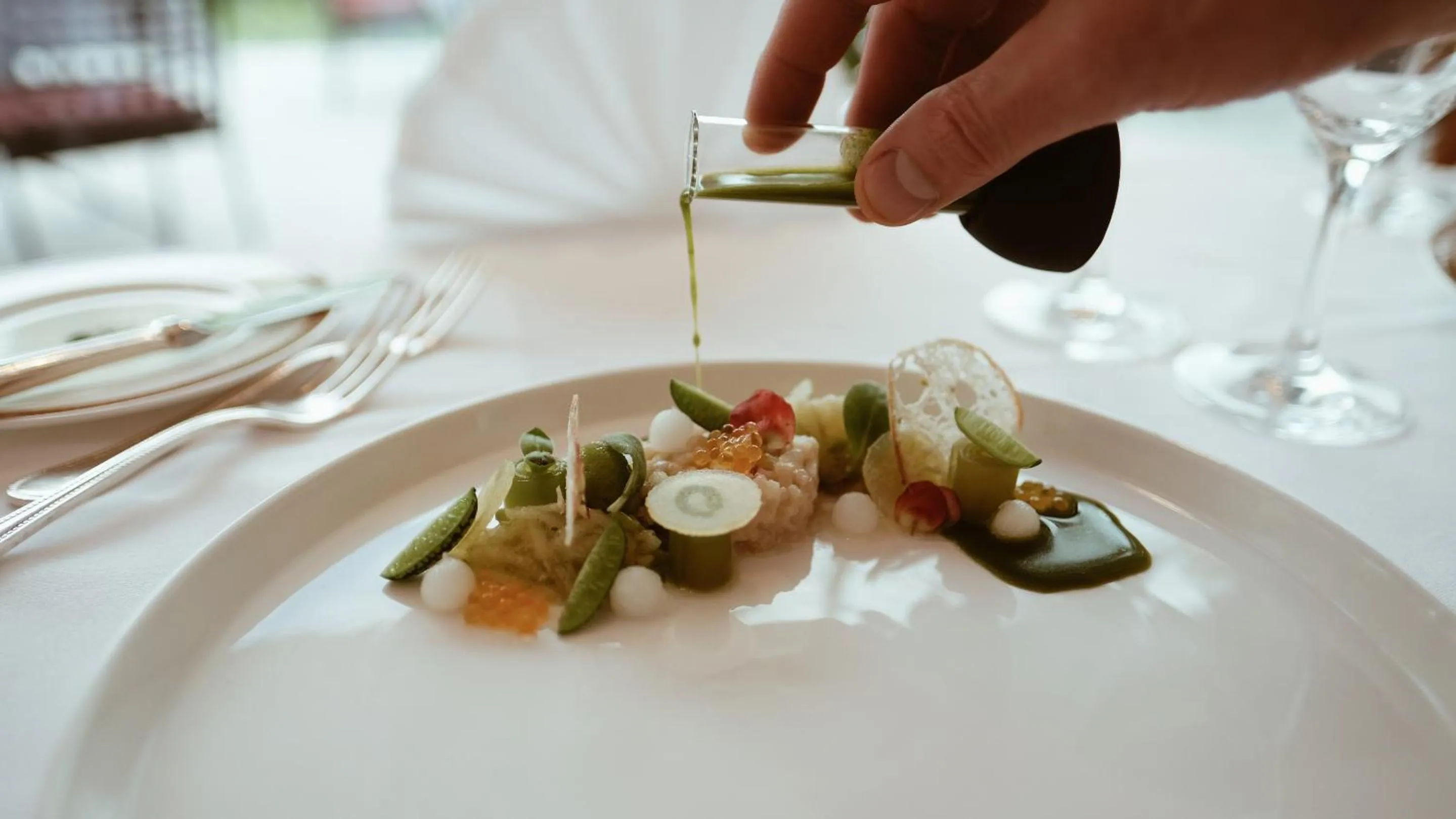 Food and drinks in Hotel Schloss Mönchstein