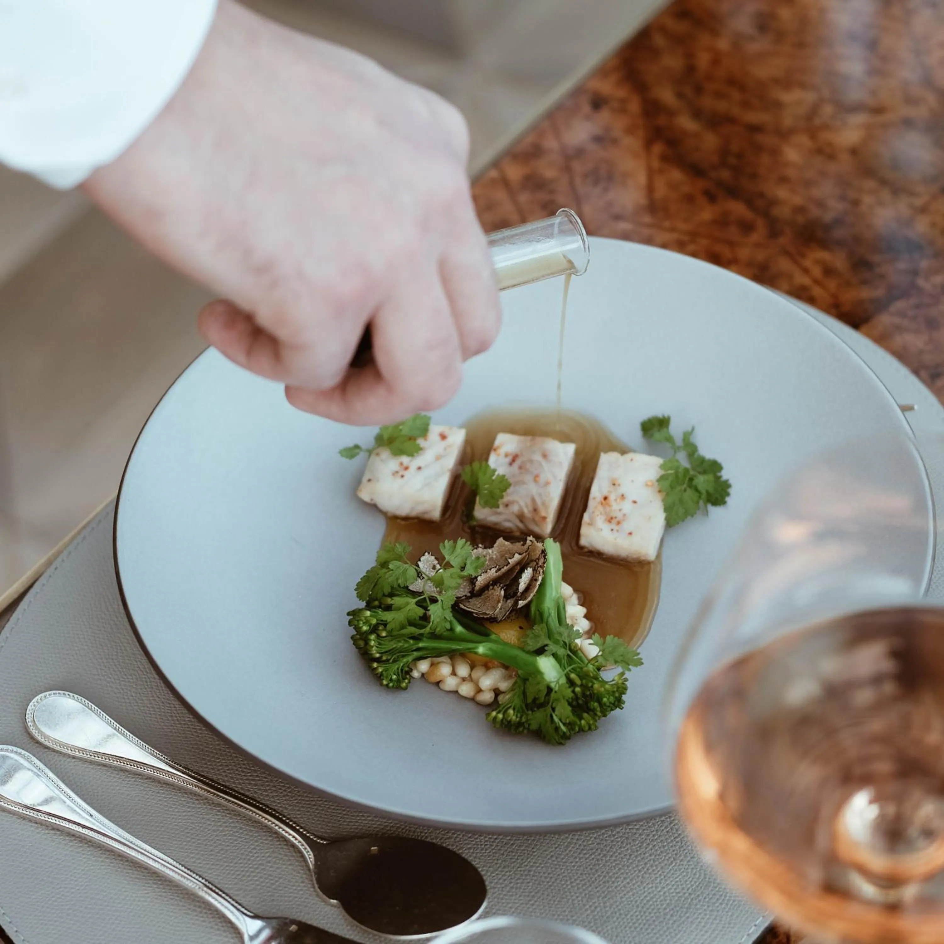 Food and drinks in Hotel Schloss Mönchstein