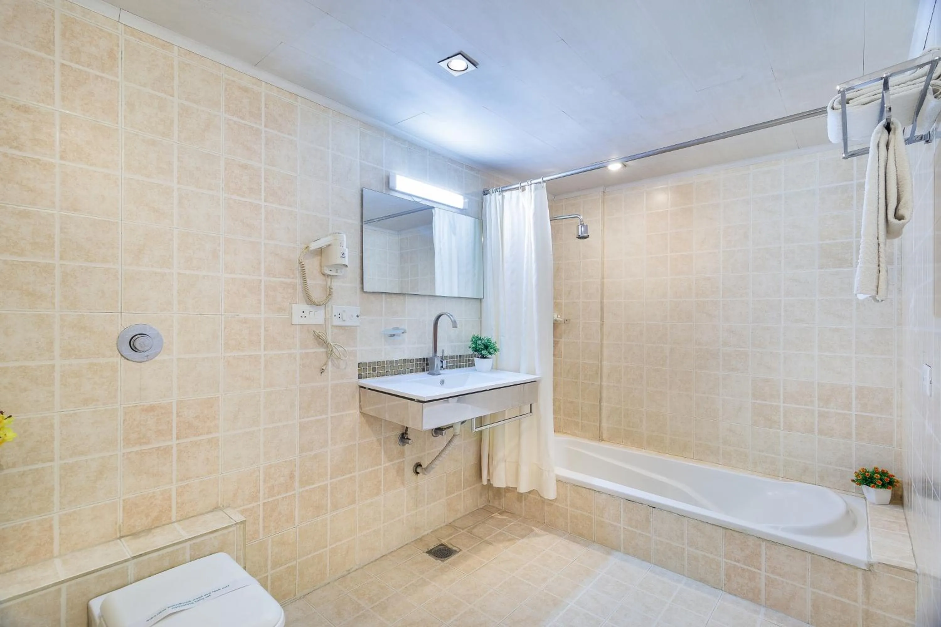 Bathroom in Octave Jamayca Hotel